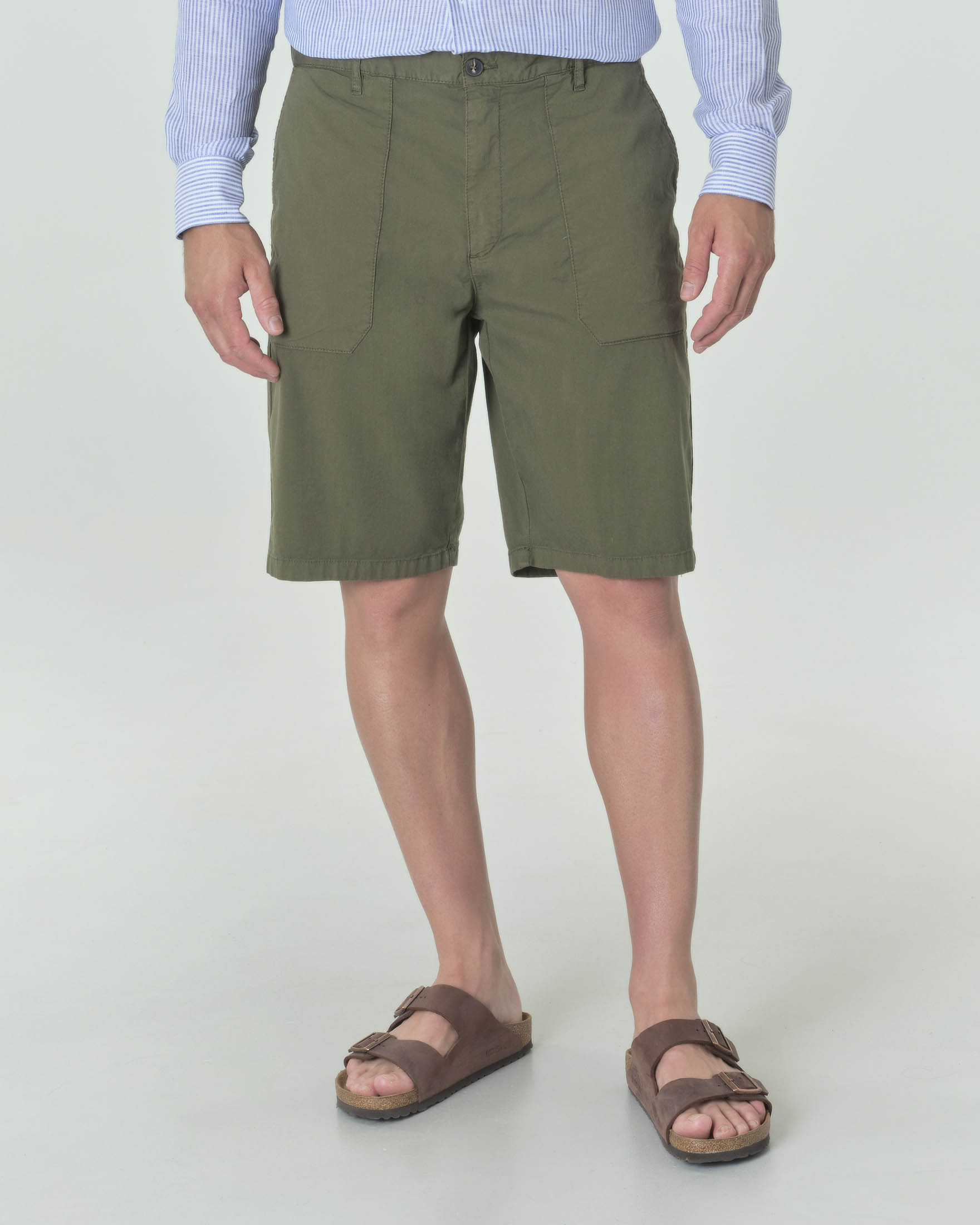 Bermuda fatigue verde militare in cotone e lino stretch