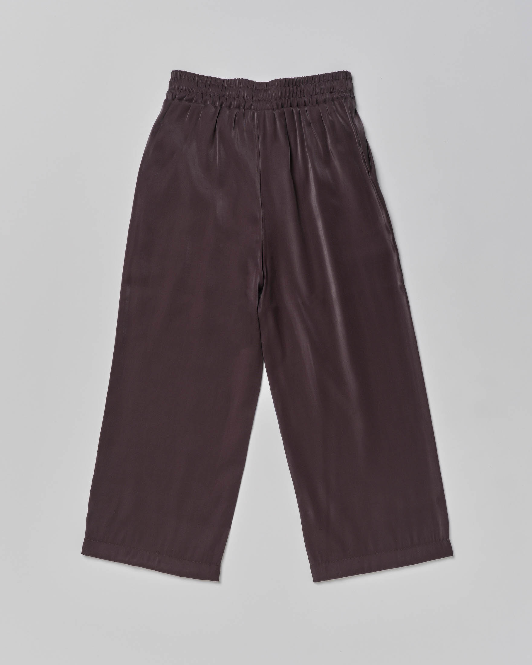 Pantalone palazzo neri in viscosa effetto laminato con logo ricamato S-L