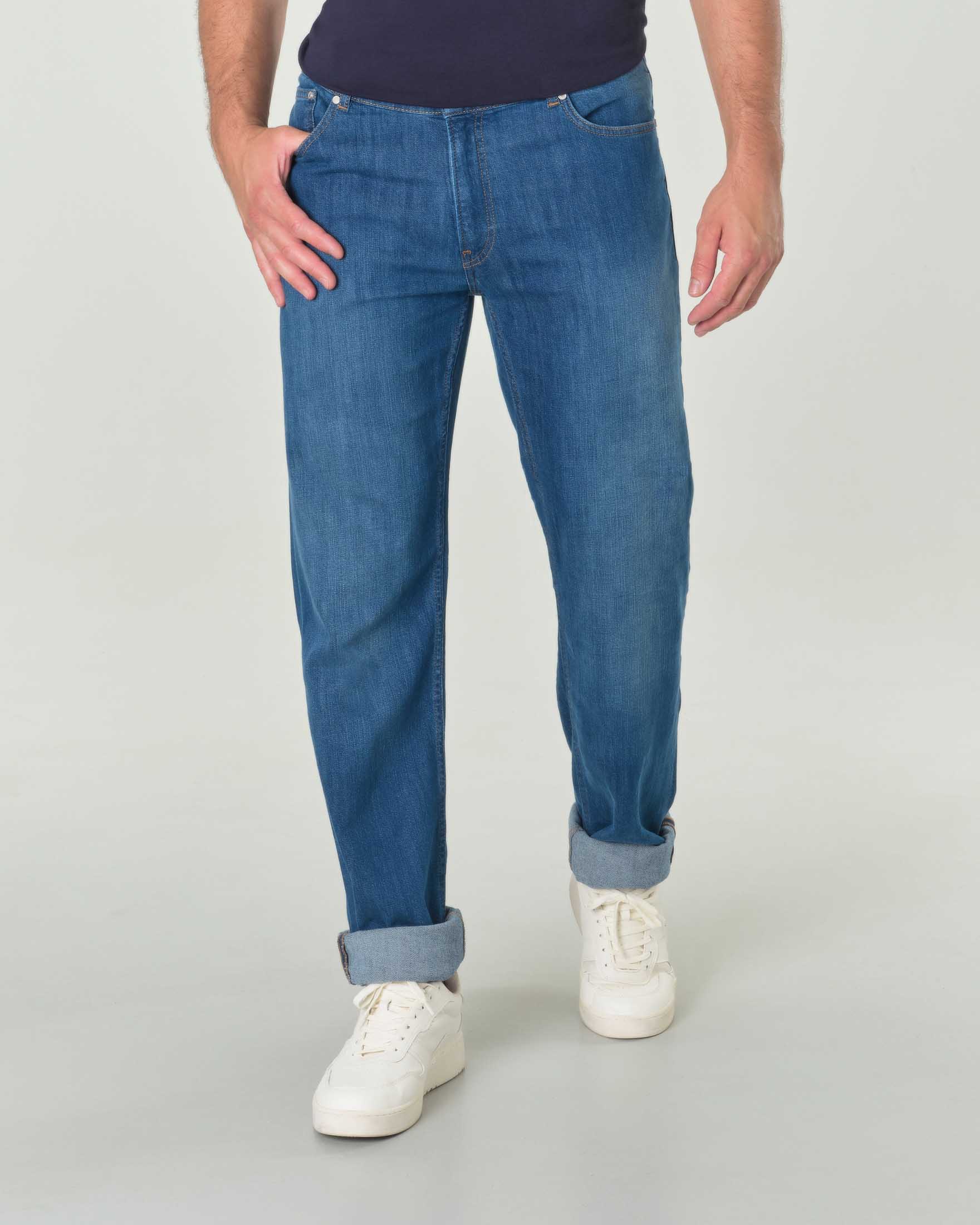 Jeans 380 regular in puro cotone lavaggio medio con sabbiature
