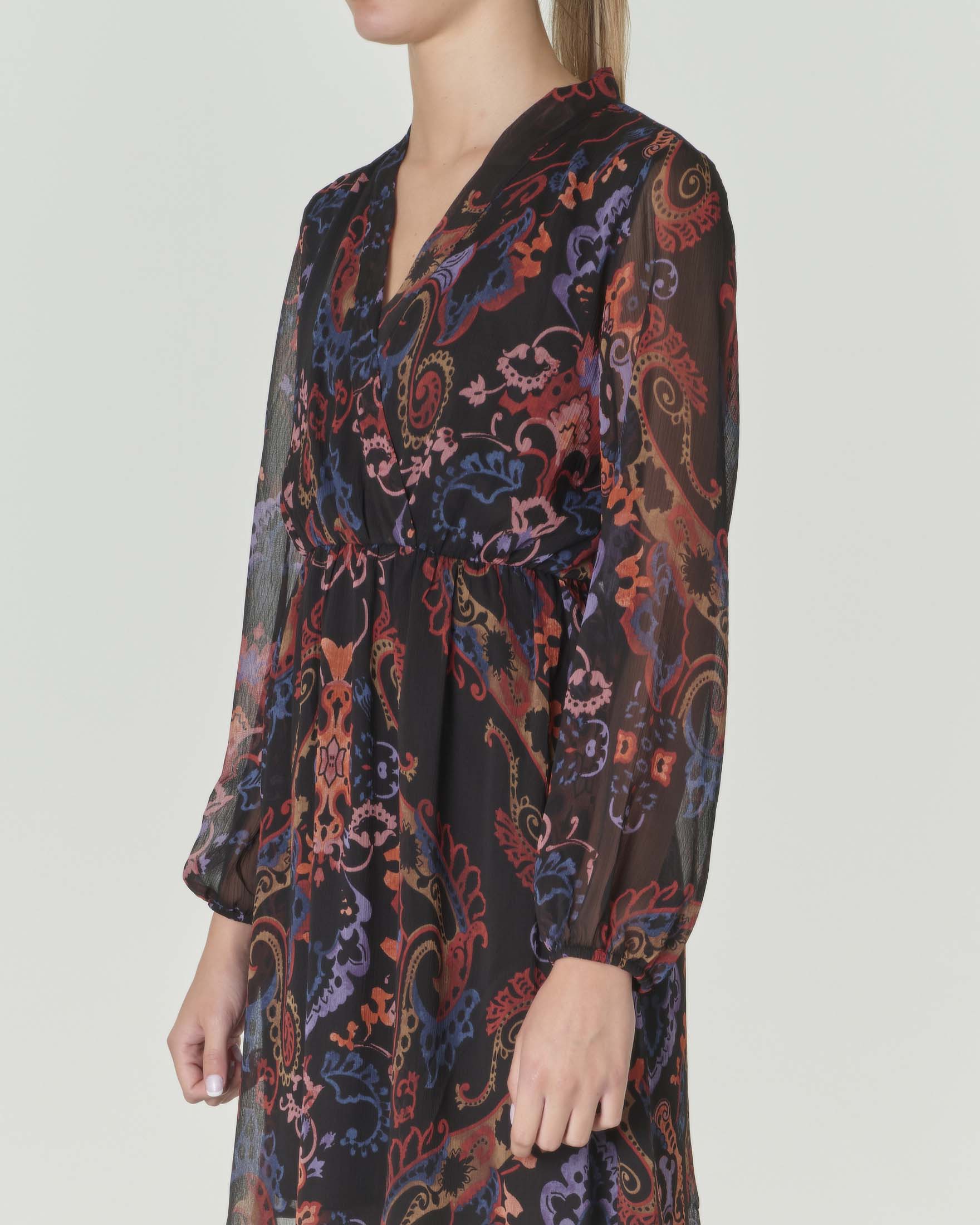 Abito corto nero in creponne a fantasia disegni cachmere multicolore con maniche lunghe sfoderate image