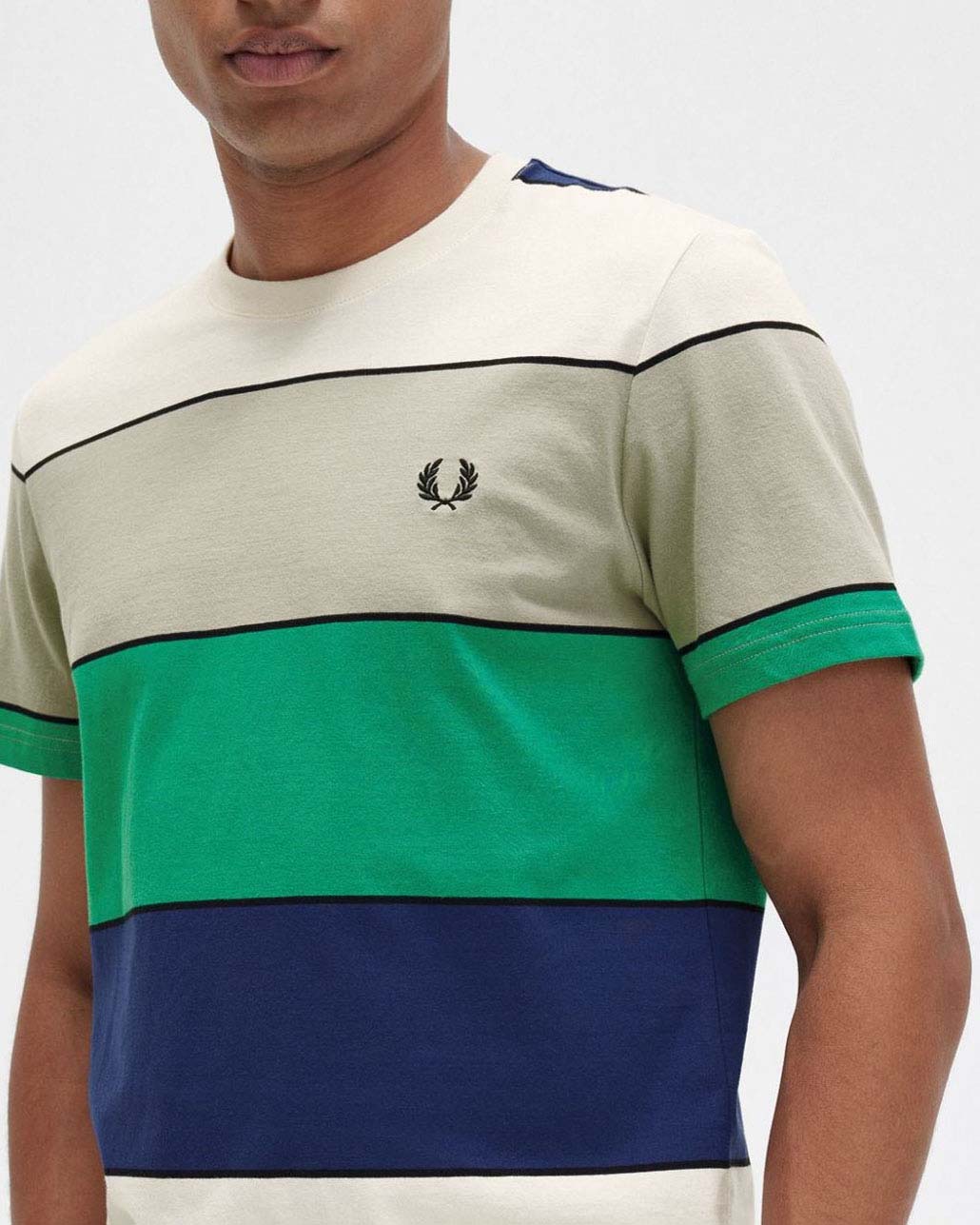 T-shirt mezza manica in fantasia a blocchi di colore verdi panna e blu image