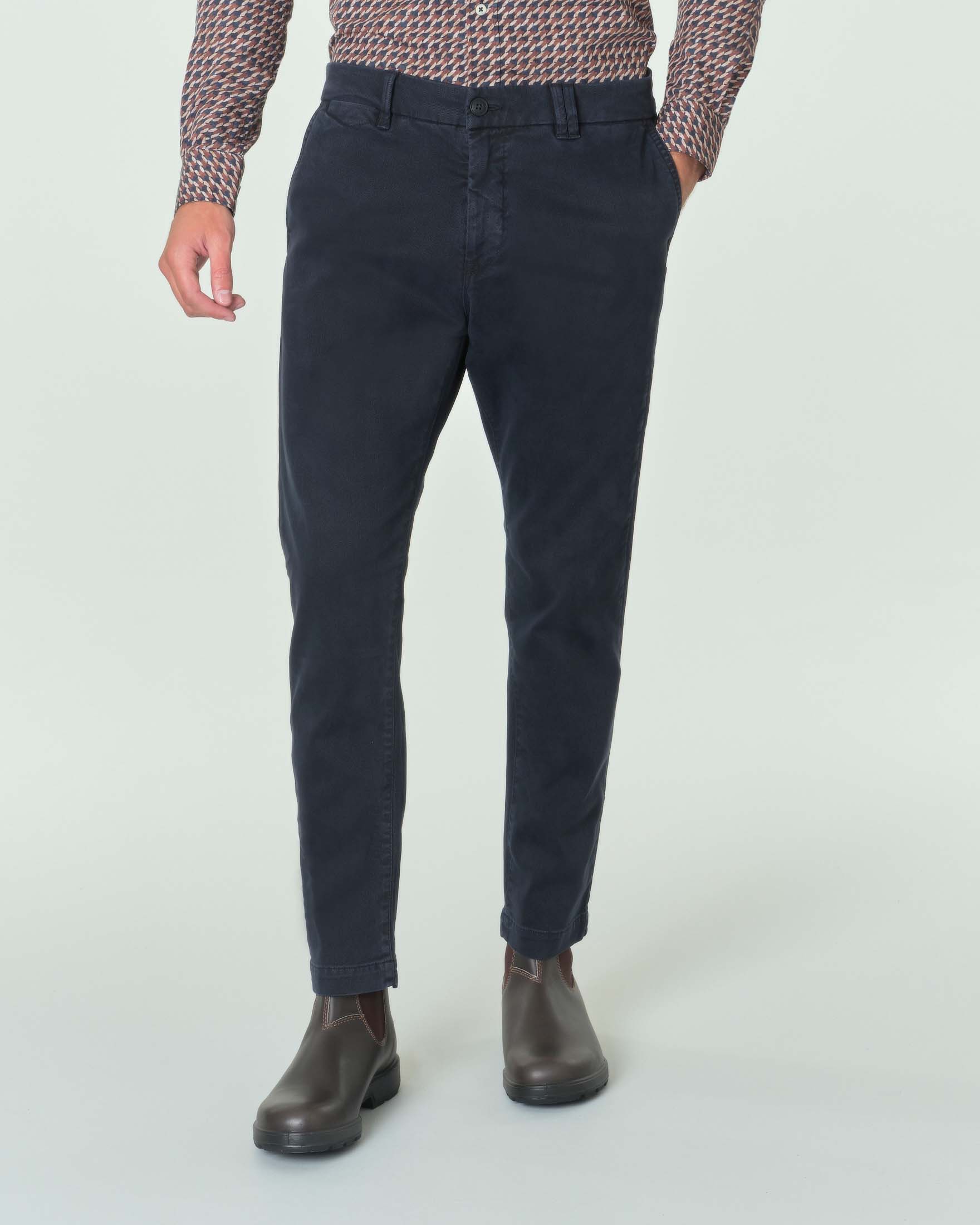 Pantalone chino blu in cotone stretch a trama diagonale