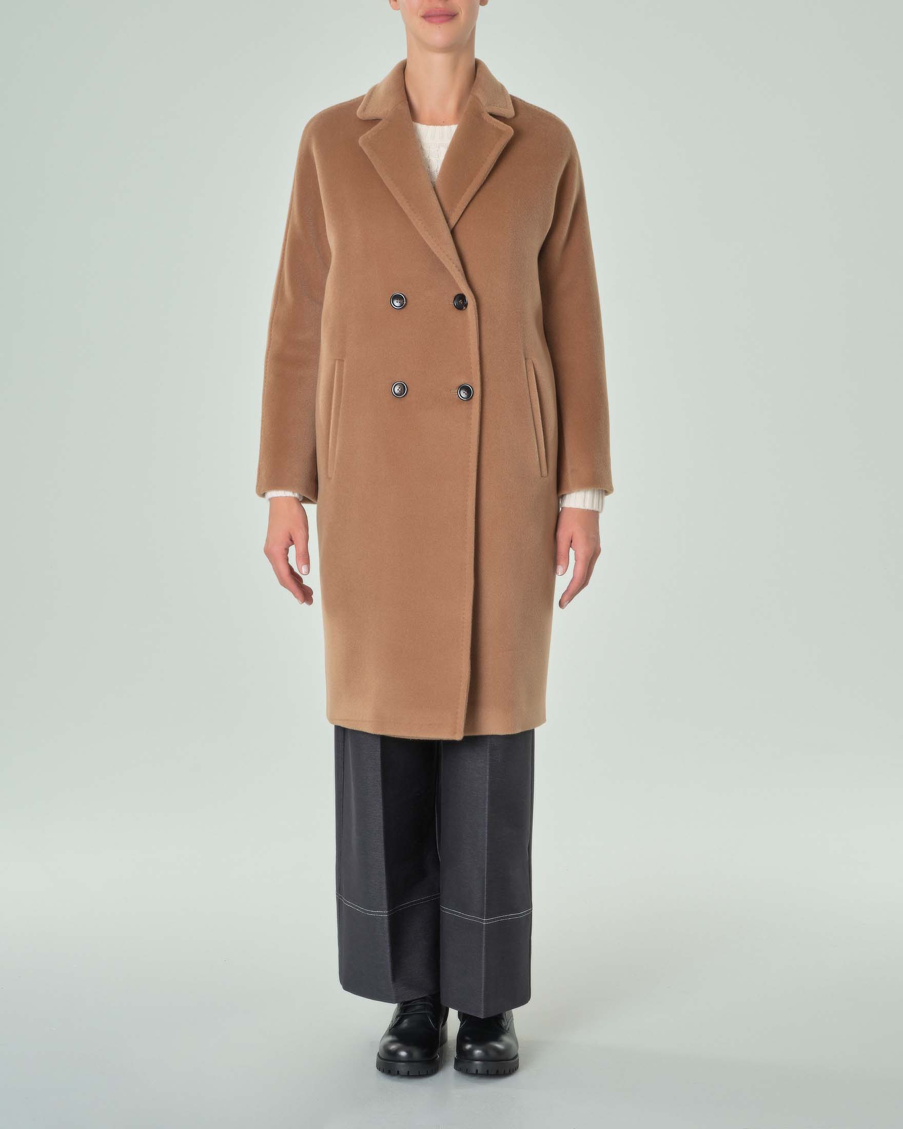 Cappotto doppiopetto color cammello in beaver di pura lana con