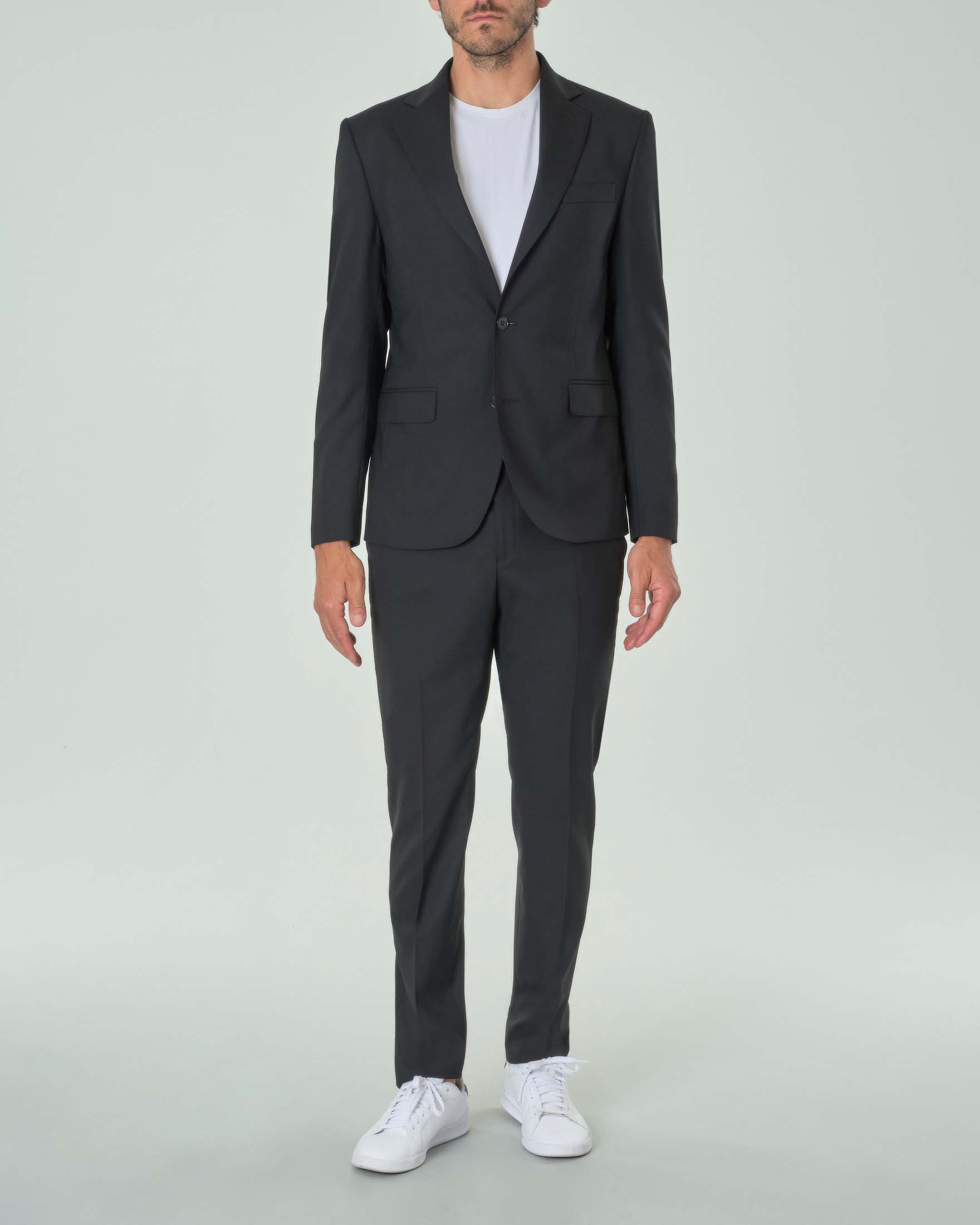 Abito nero in tela di lana stretch con rever a lancia