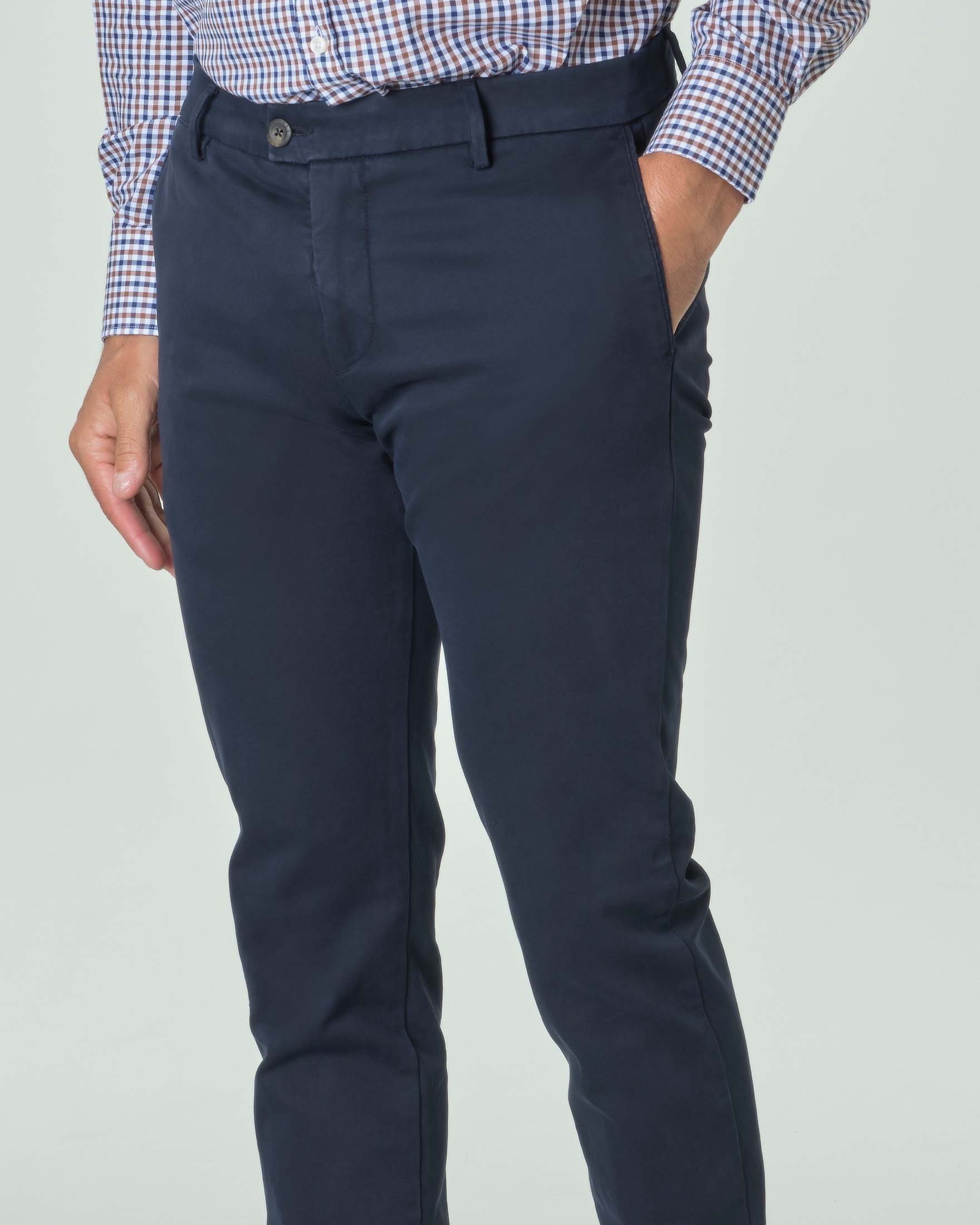 Pantaloni chino Ashki.i blu in tricotina di cotone stretch