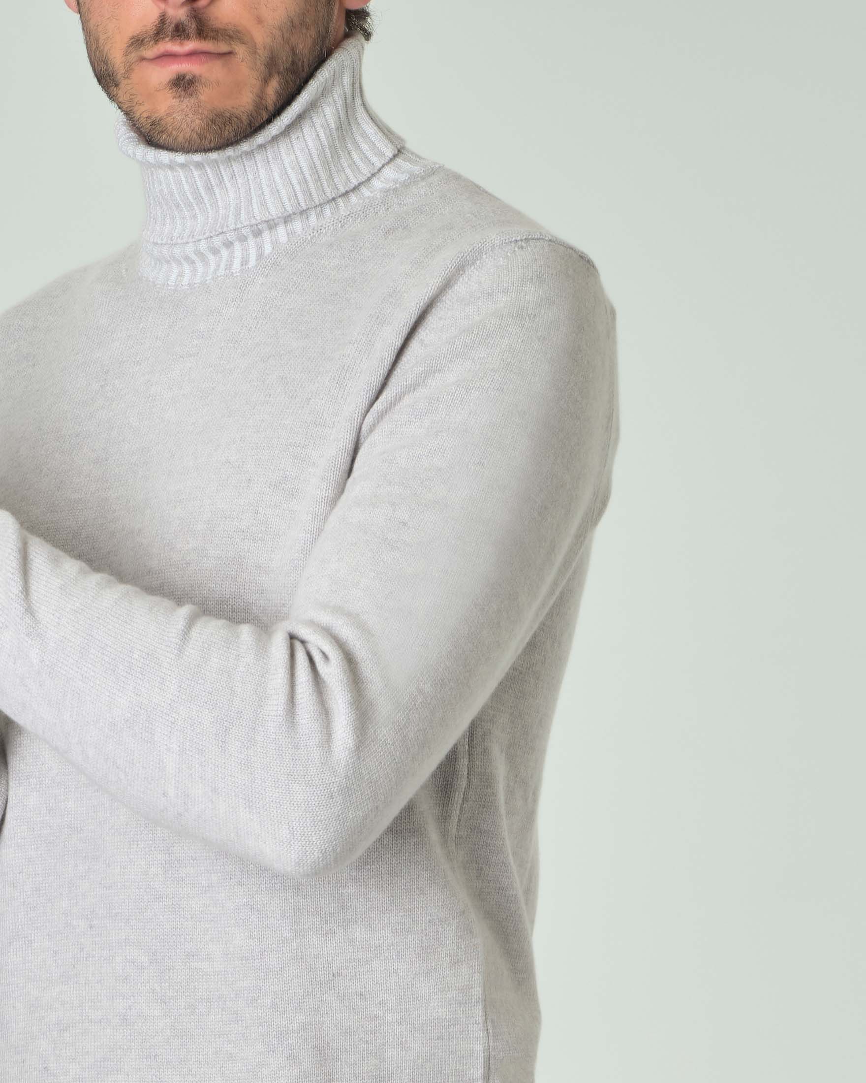 Dolcevita grigio in misto lana e cachemire image