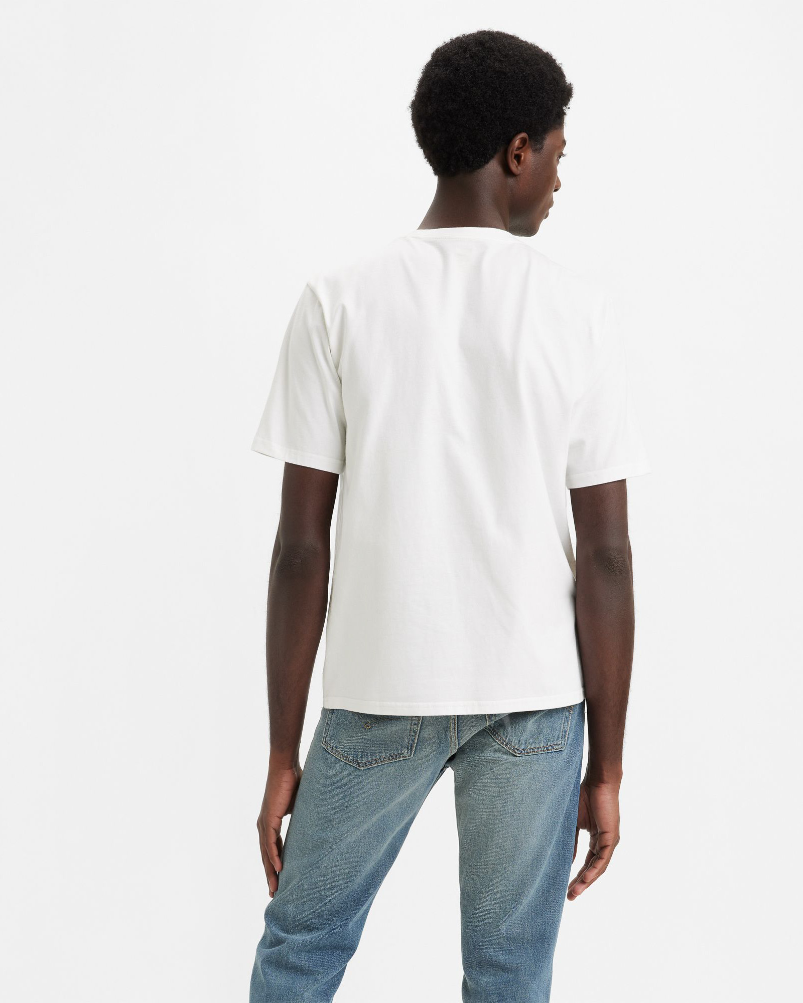 T-shirt bianca mezza manica con logo batwing e scritta multicolor ricamati sul petto image