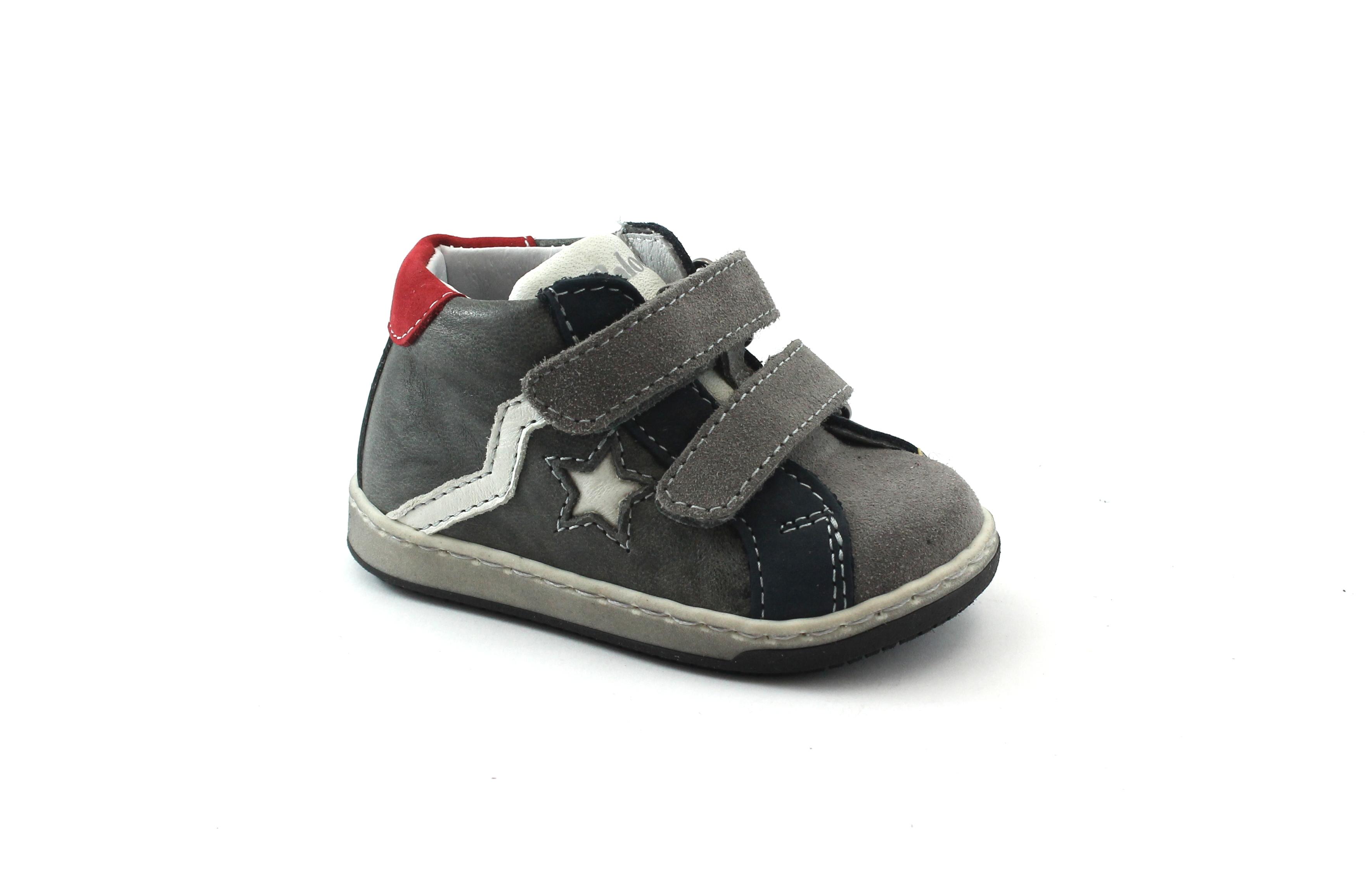 Scarpe bambino 22 sale