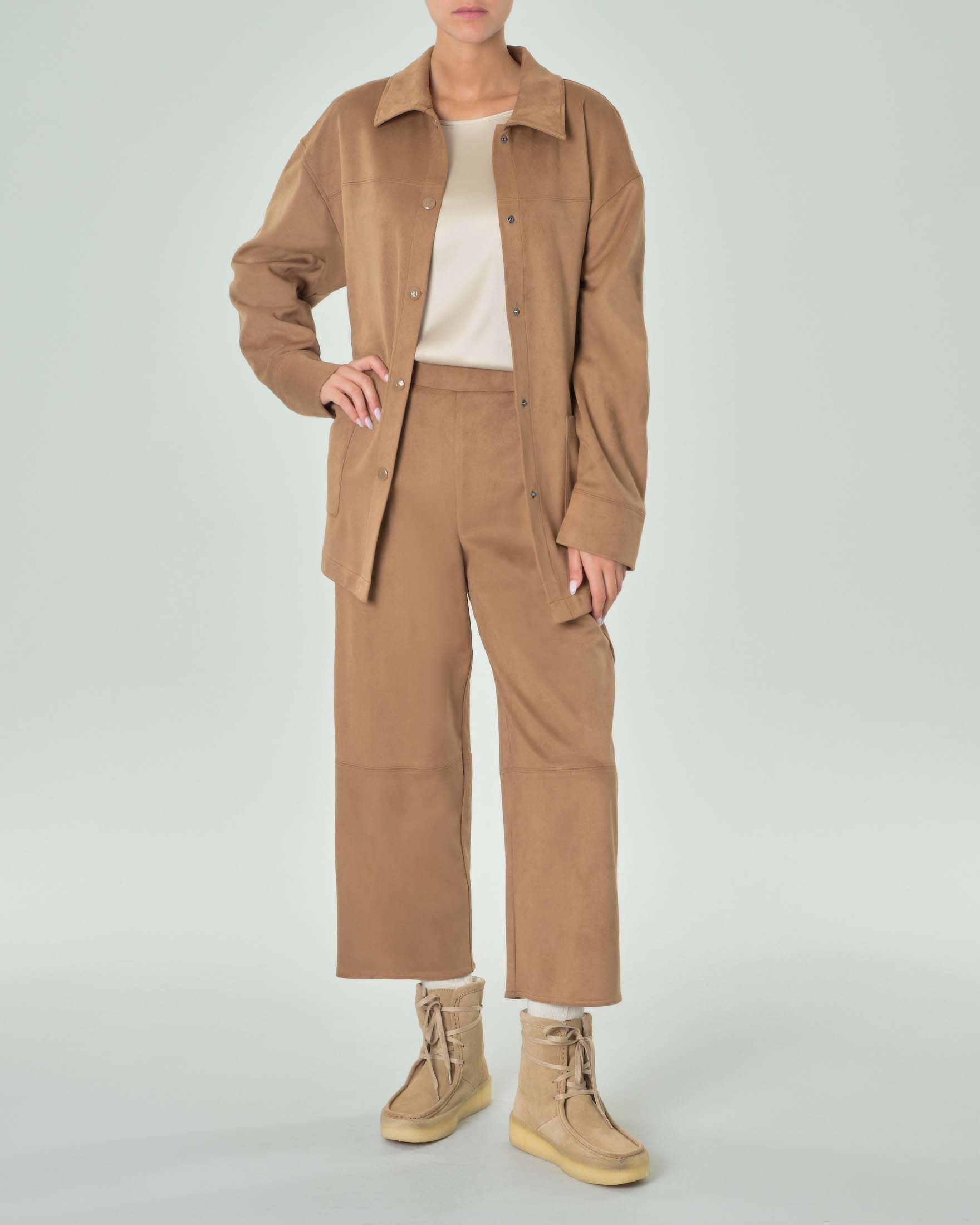 Giacca a camicia color cammello effetto suede con cintura in vita