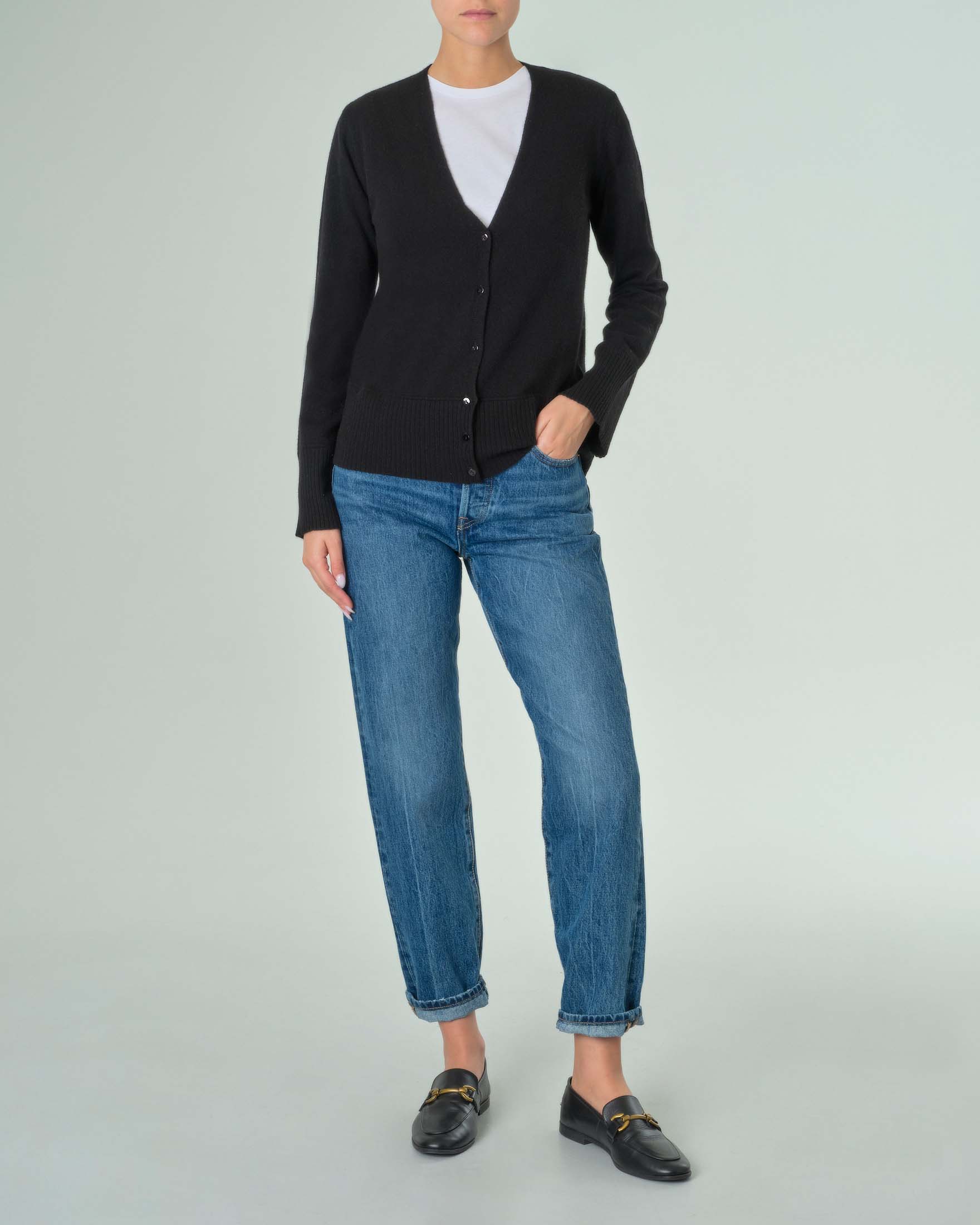 Cardigan nero in misto lana merino con fondo alto lavorato a costine image