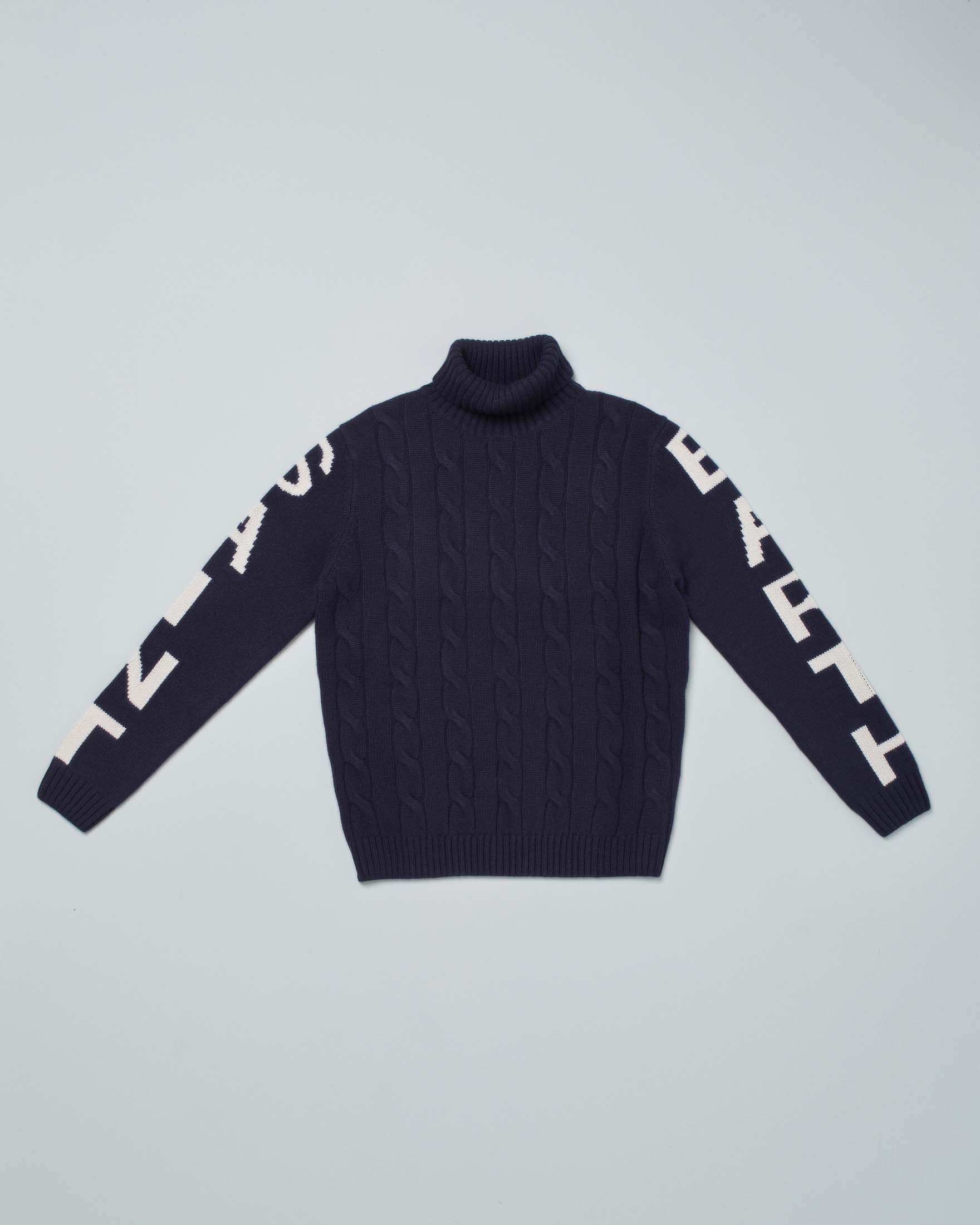 Dolcevita MC2 Saint Barth blu in misto lana e cashmere a trecce con maxi scritta logo sulle maniche 