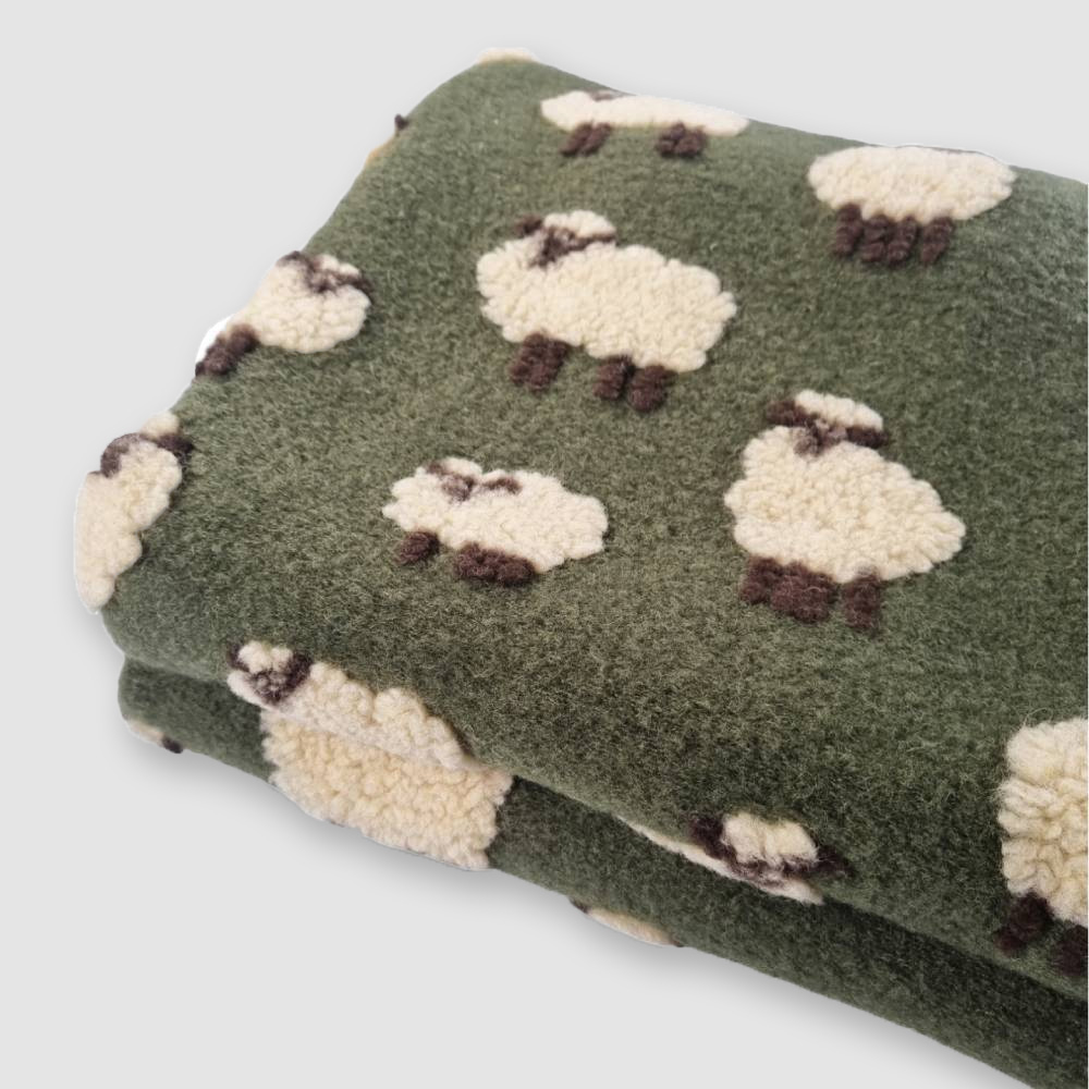 Sheep wool online throw