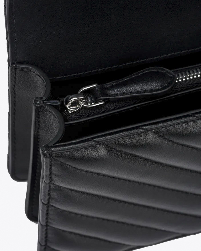 Mini Classic Bag Chevron in pelle bianca con fibbia Love Birds dorata e tracolla a catena regolabile