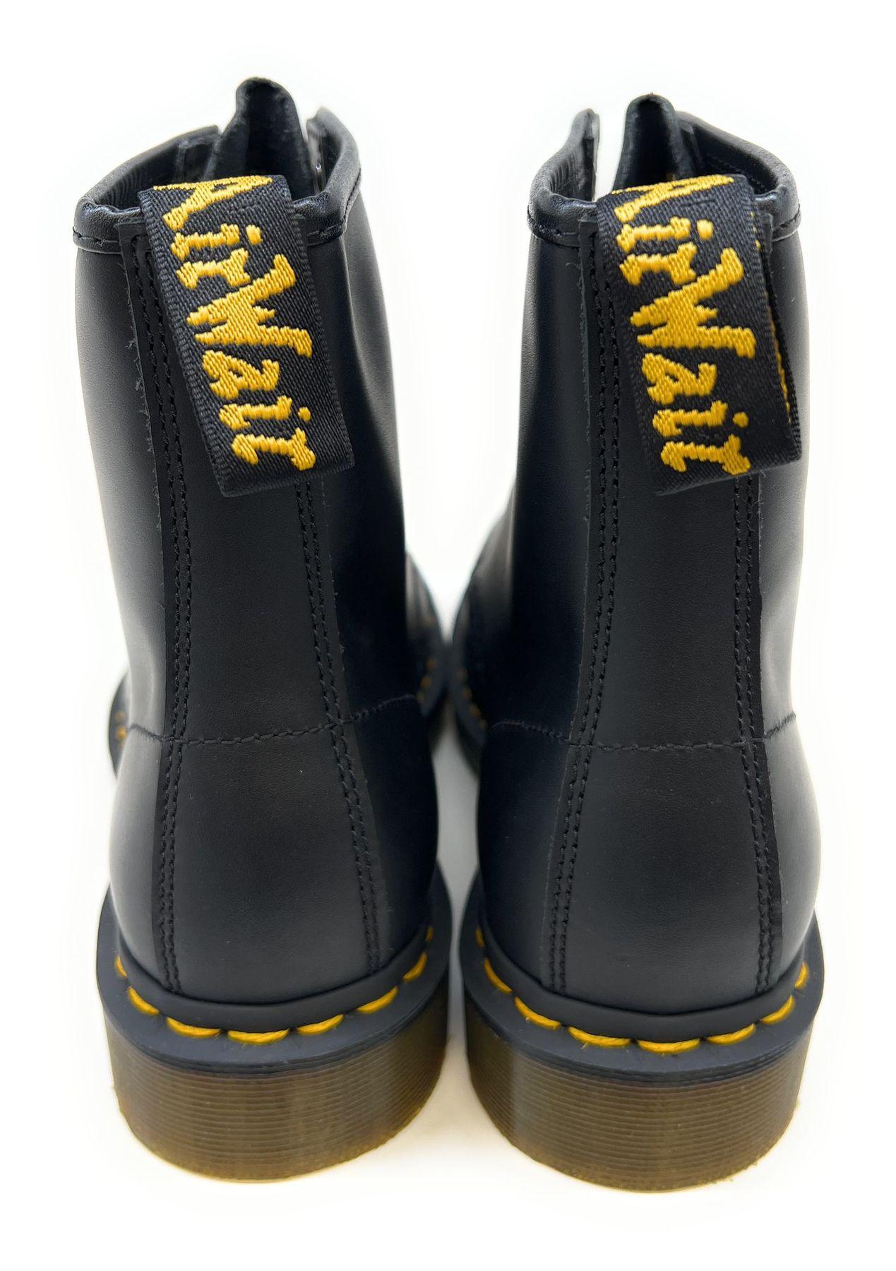 Scarpe anfibi hot sale dr martens