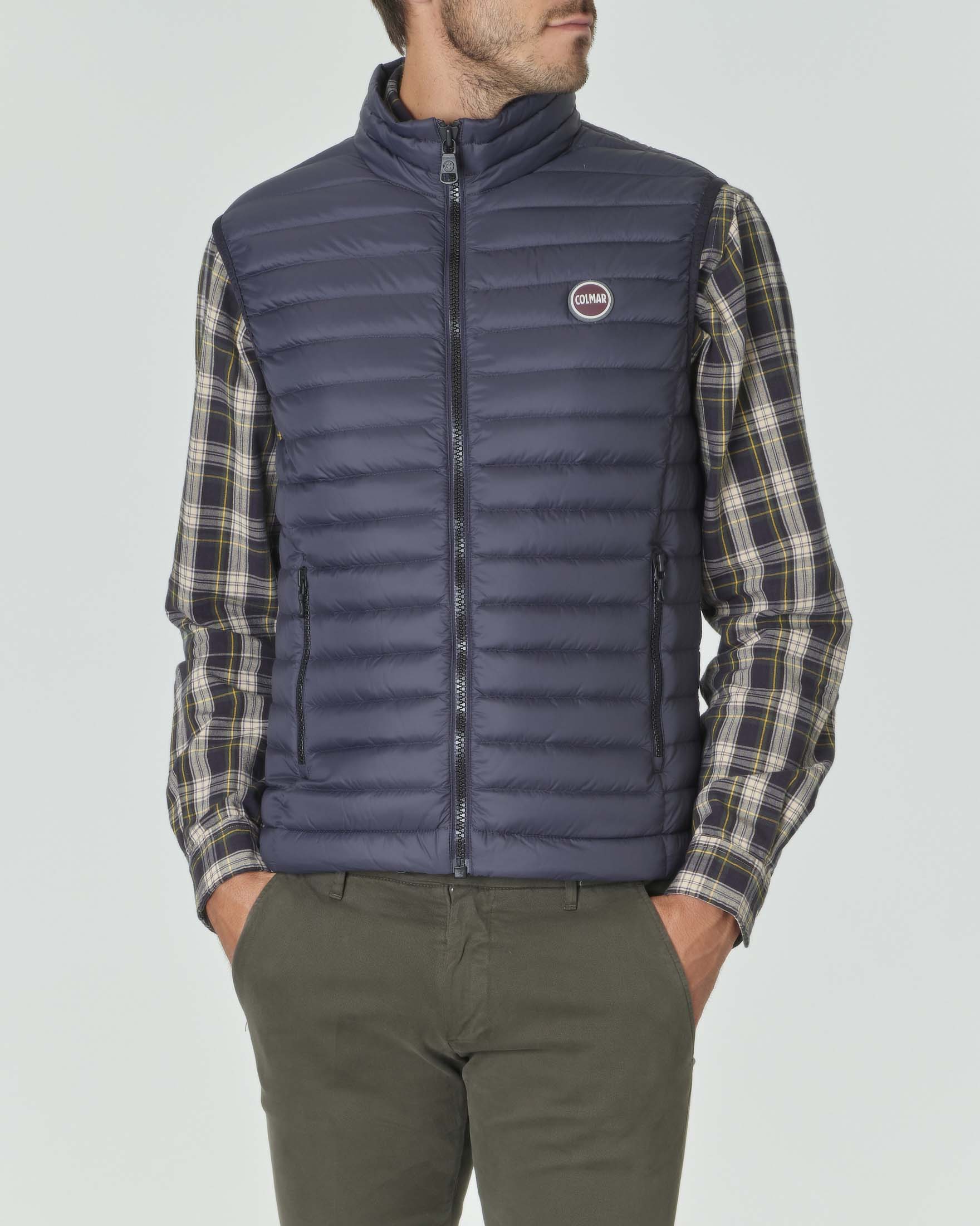 Gilet blu imbottito in piuma image