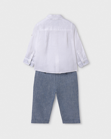 Completo Abel & Lula in lino composto da camicia bianca e pantalone chambray