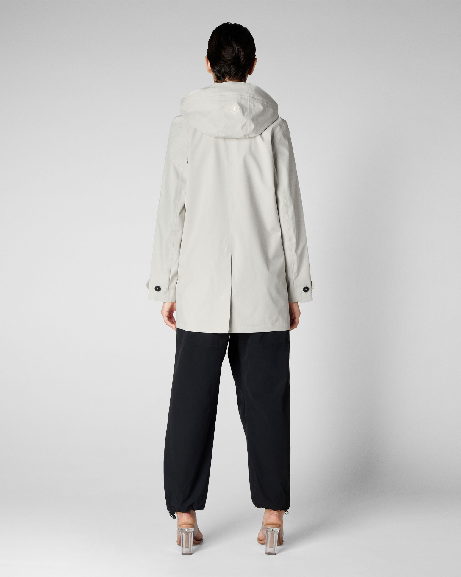 Trench color gesso antipioggia con cappuccio removibile image