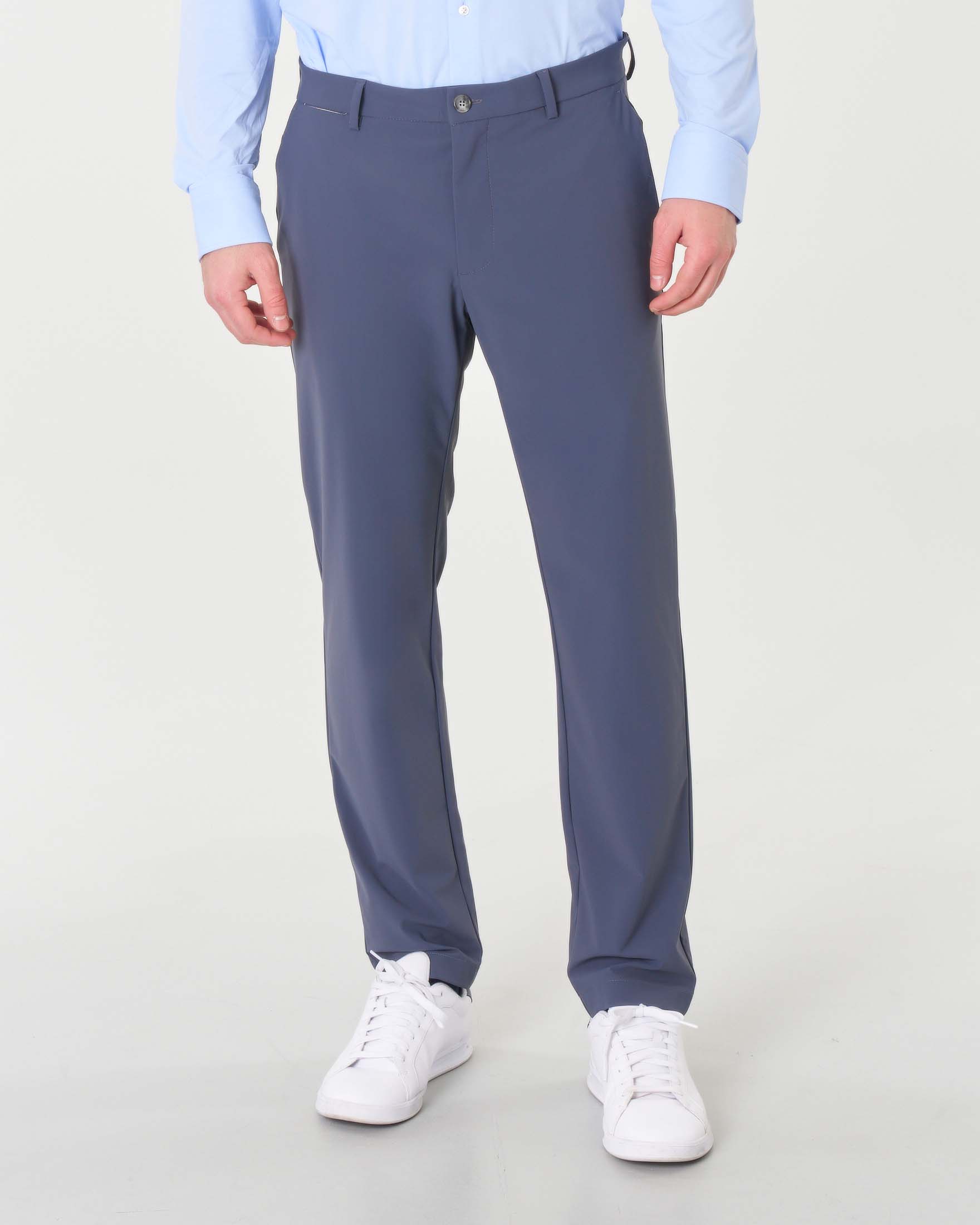 Pantaloni chino slim avio in tessuto tecnico stretch