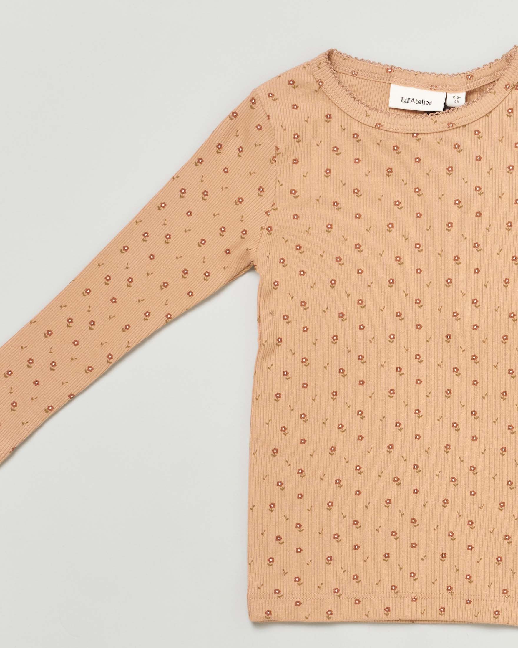 T-shirt Lil'Atelier cammello a costine con fantasia floreale e maniche lunghe  image