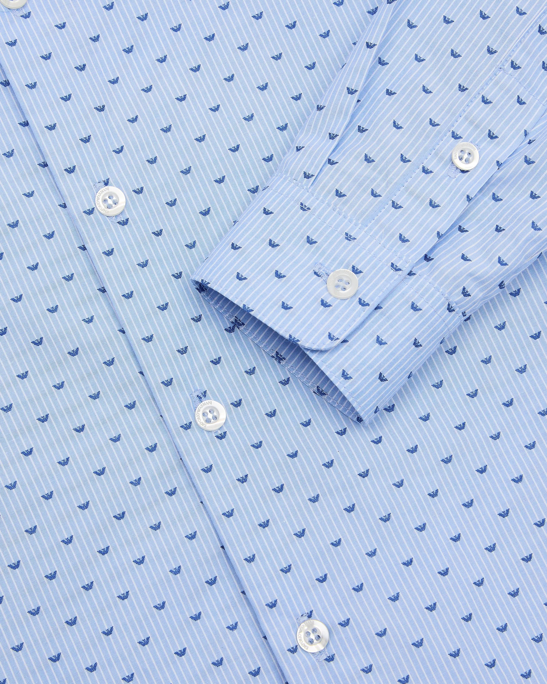 Camicia azzurra in cotone a righe bianche e micro stampa aquilette all-over  image