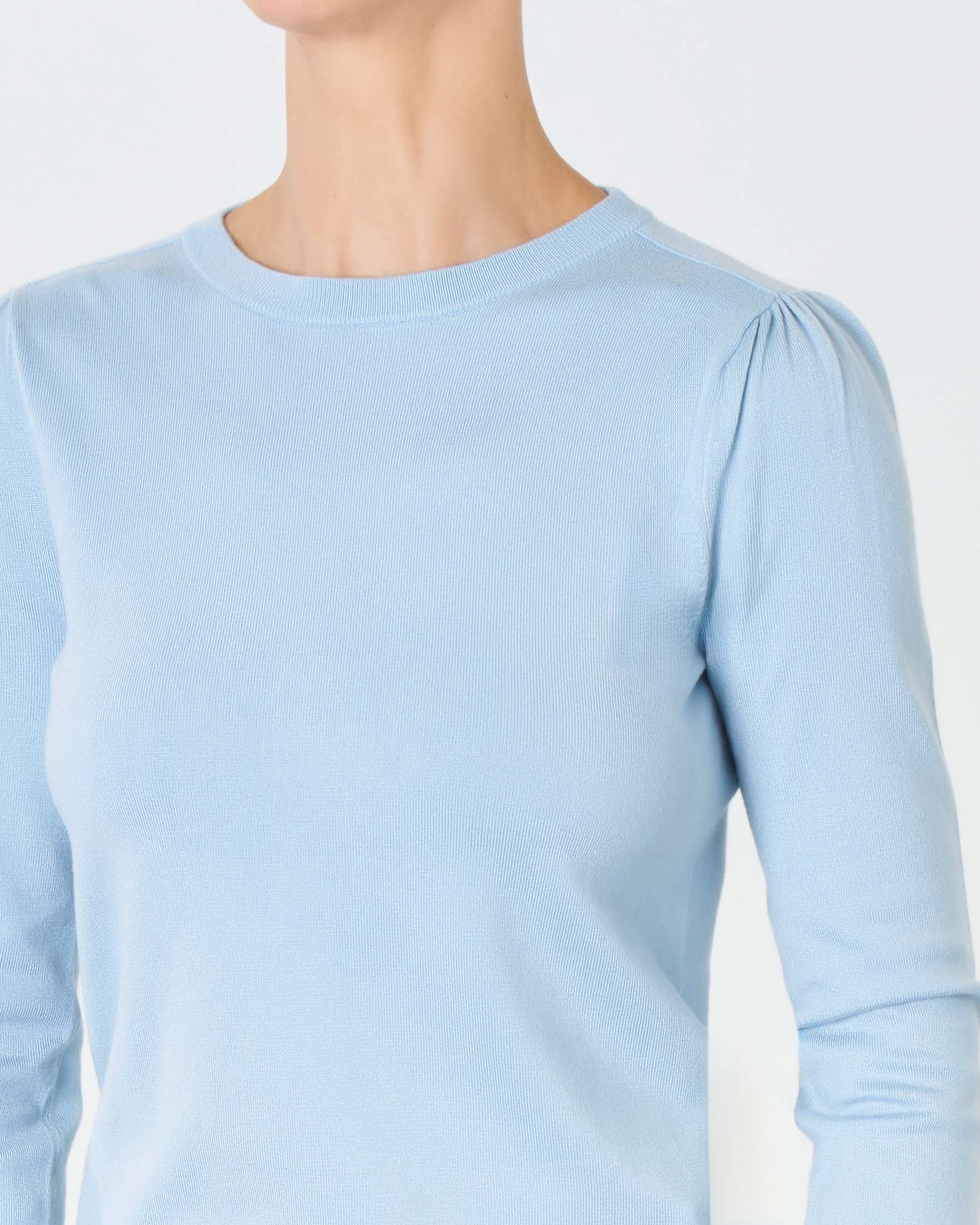 Maglia azzurra in misto viscosa a maniche a tre quarti con arricciatura sulle spalle image