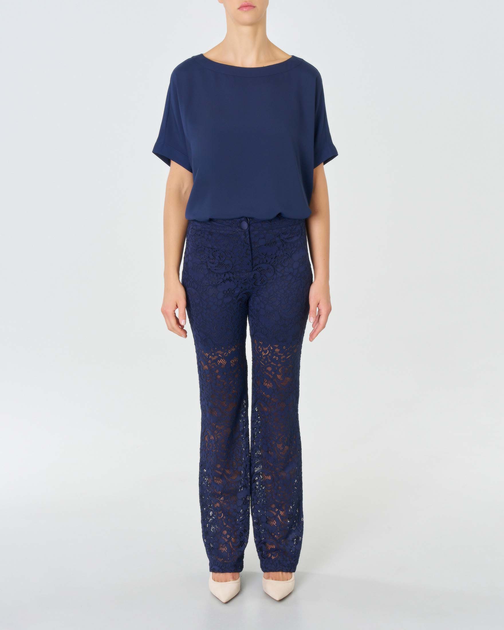 Pantaloni blu in pizzo stretch a zampa