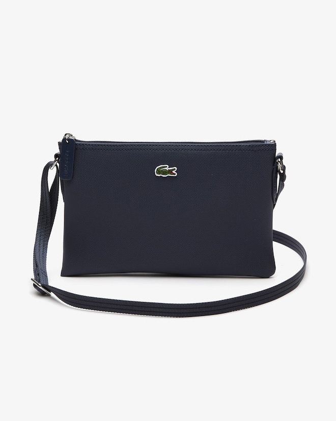 Borsa blu a tracolla a bustina in tela pique con logo coccodrillo ricamato e tracolla regolabile in tessuto