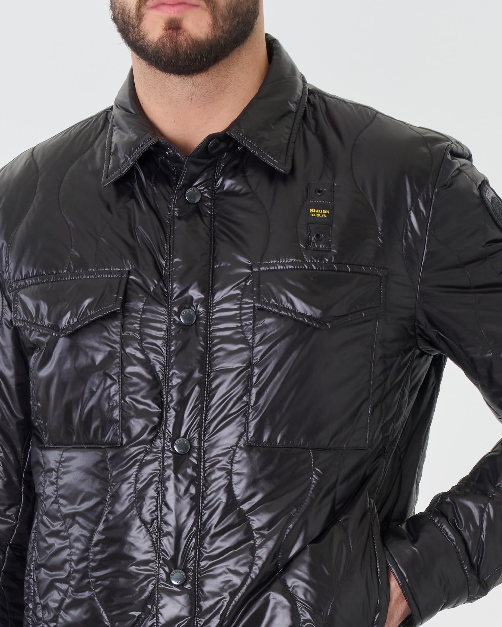 Giacca piumino nera in nylon lucido 100 grammi trapuntato ad onde image