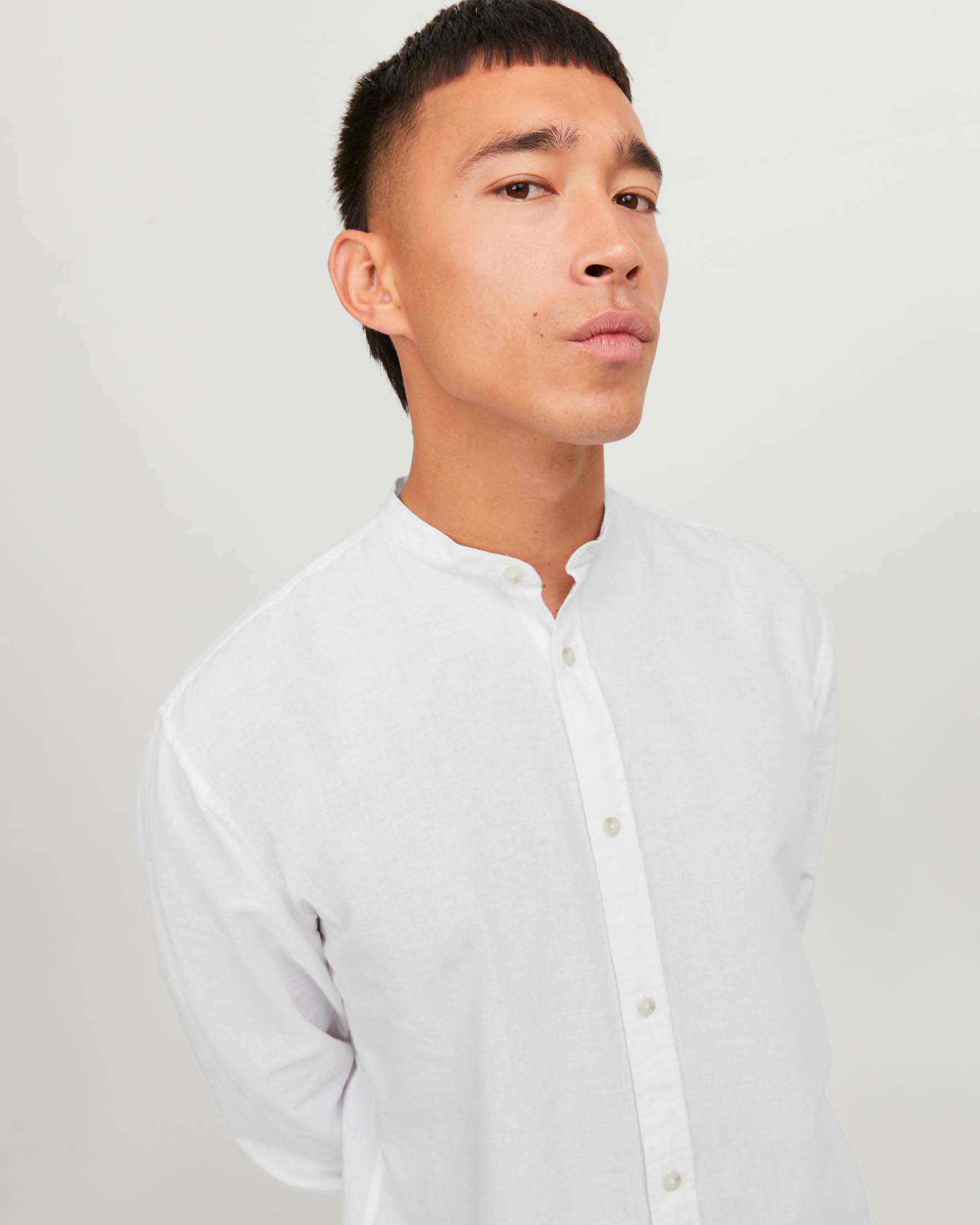 Camicia bianca alla coreana deals