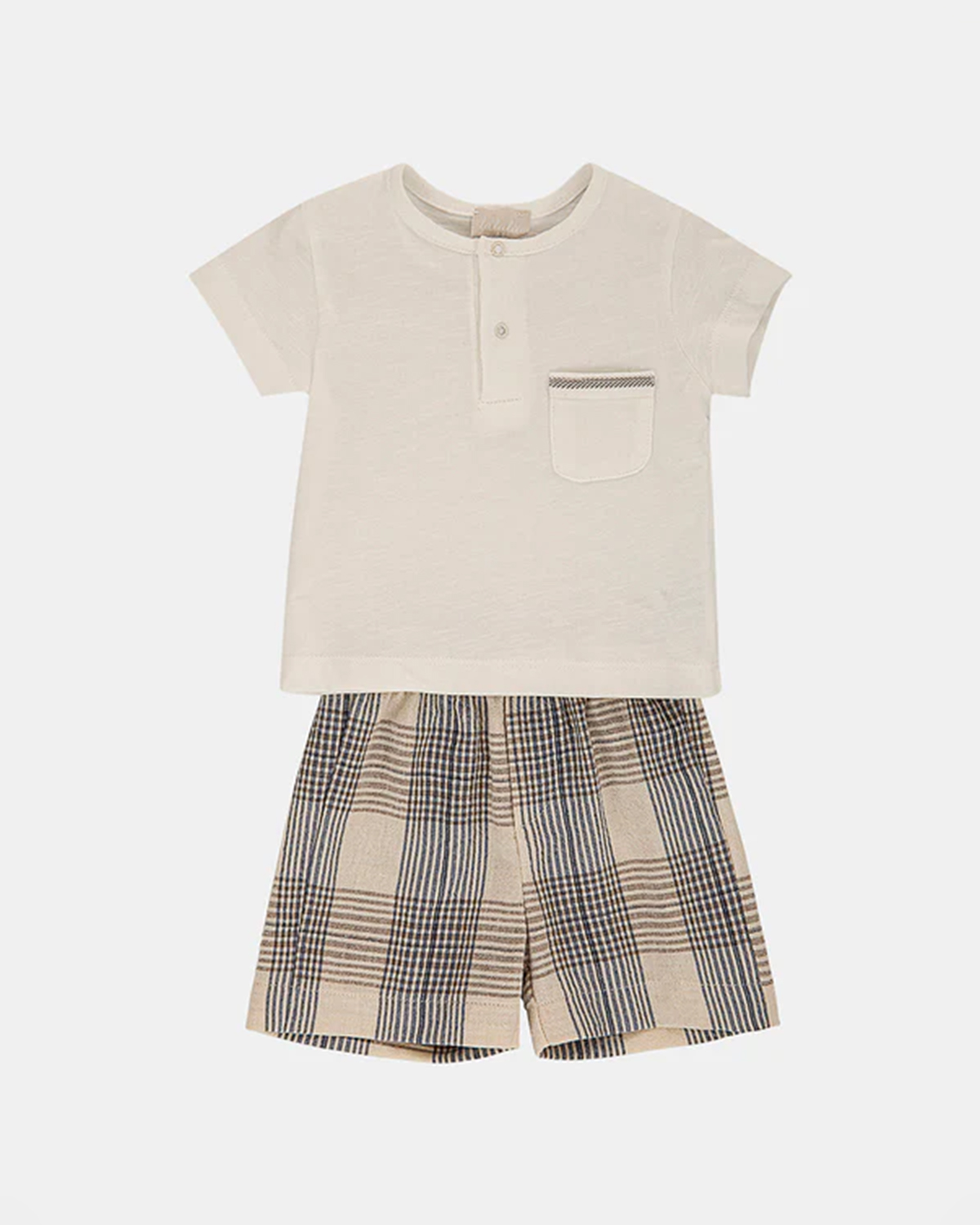 Completo in misto viscosa lino e cotone composto da t-shirt color panna e bermuda tartan blu e beige