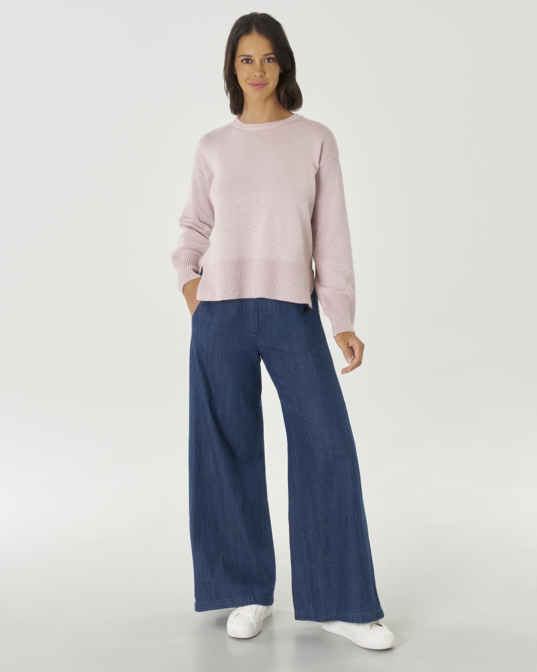 Maglia girocollo rosa cipria in cotone con inserti in lurex e spacchi laterali