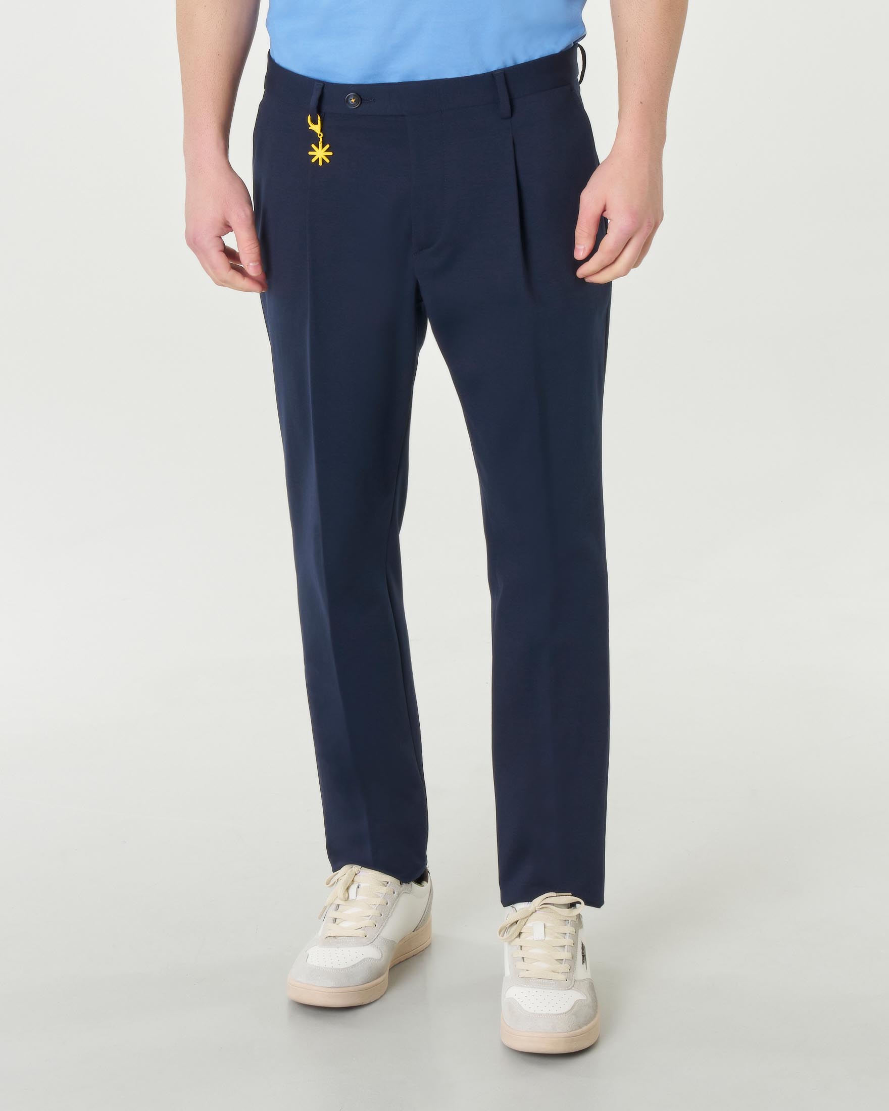 Pantalone blu in jersey di cotone stretch con pinces