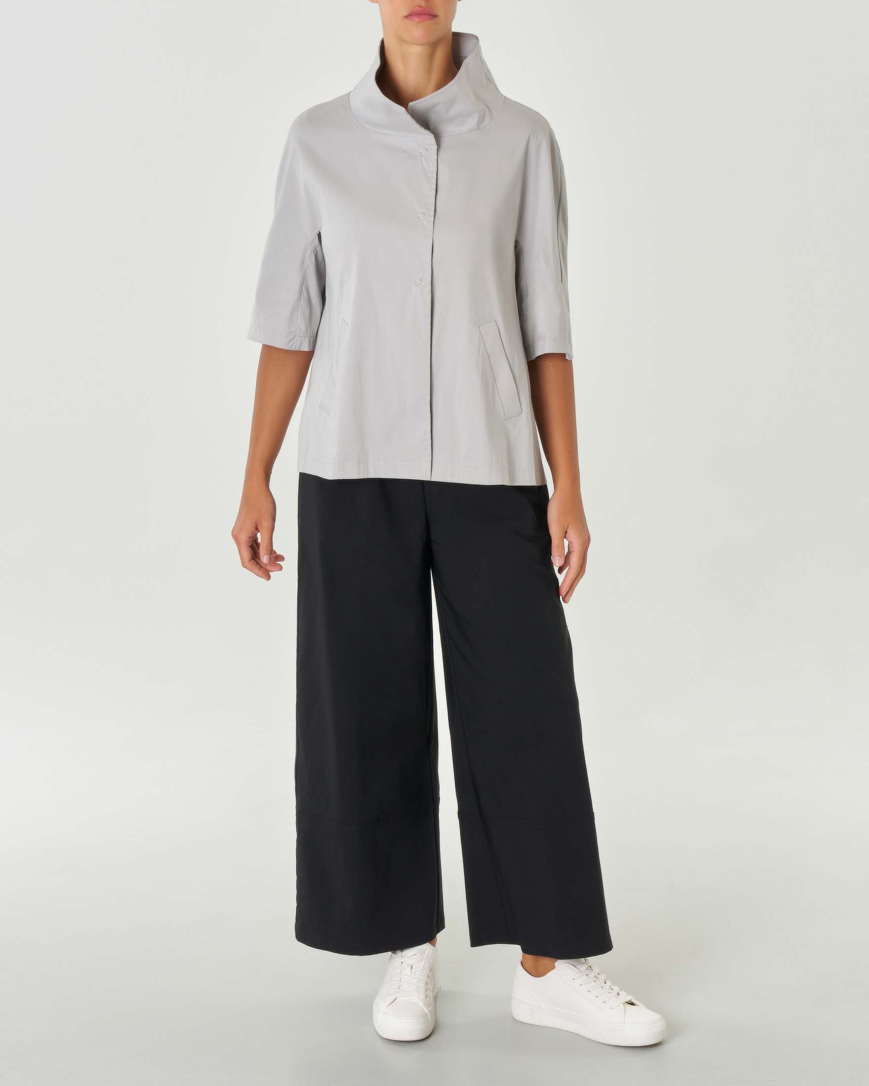 Giacchina grigio perla effetto in misto cotone stretch con maniche tre quarti e collo in piedi image