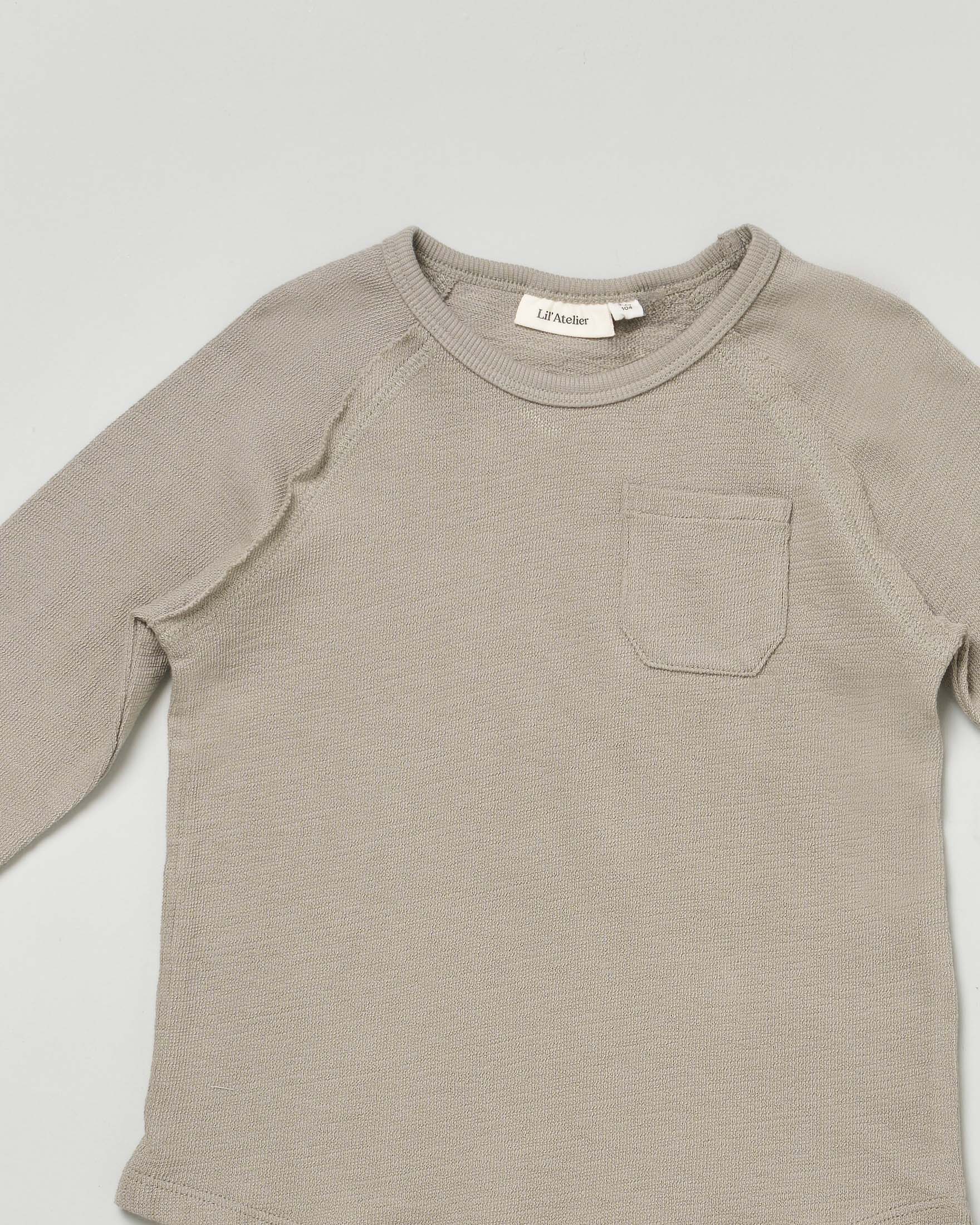 T-shirt salvia in puro cotone a maniche lunghe con taschino 2-7 anni image