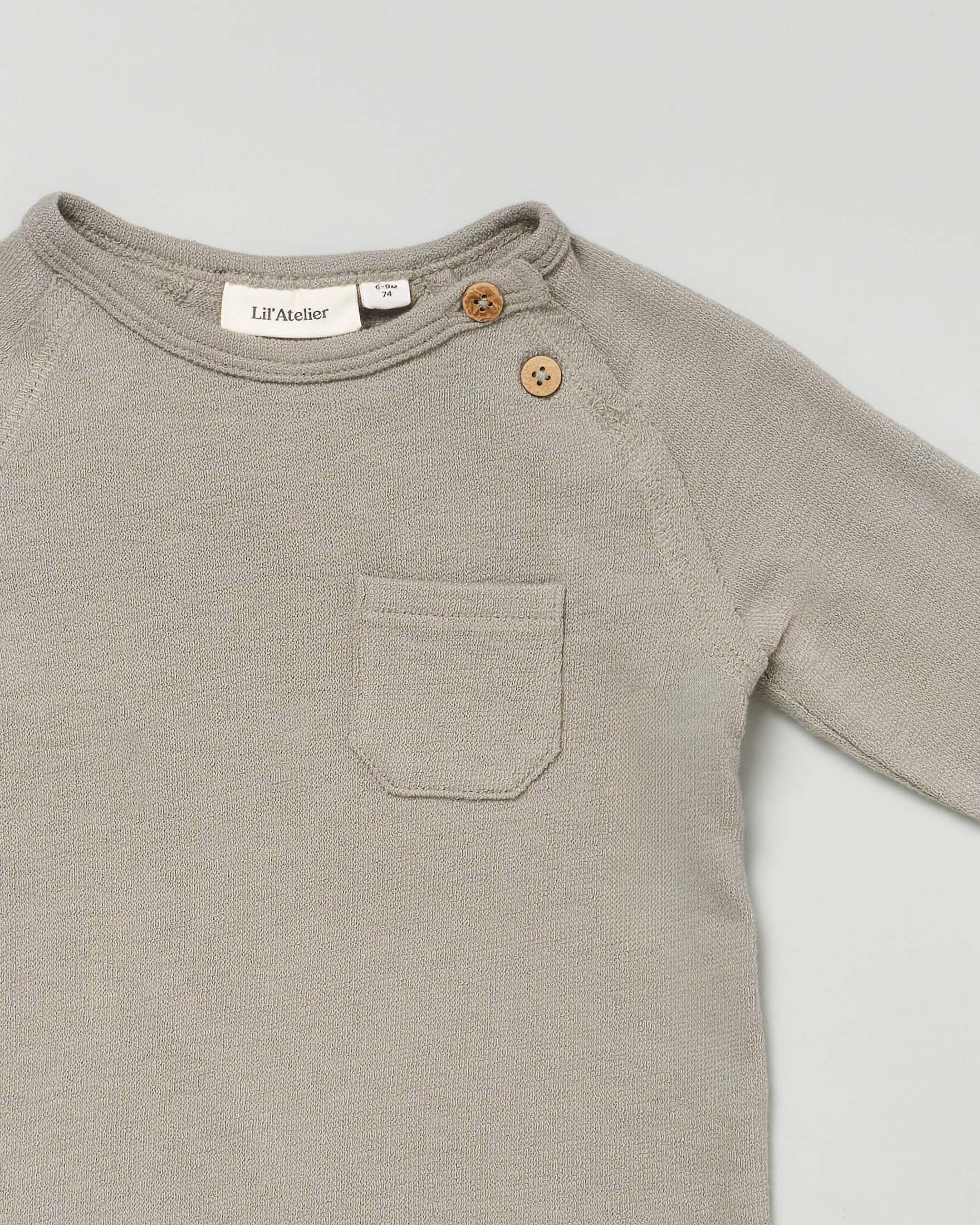 T-shirt salvia in cotone a maniche lunghe con taschino 1-18 mesi image