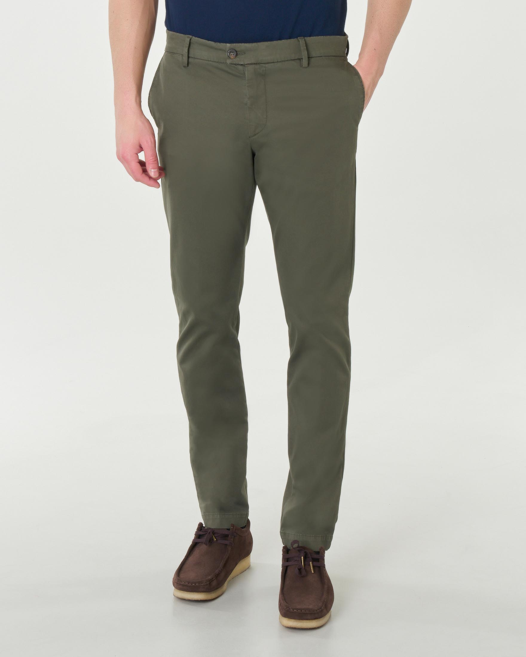 Pantaloni chino verde militare in tricottina di cotone stretch