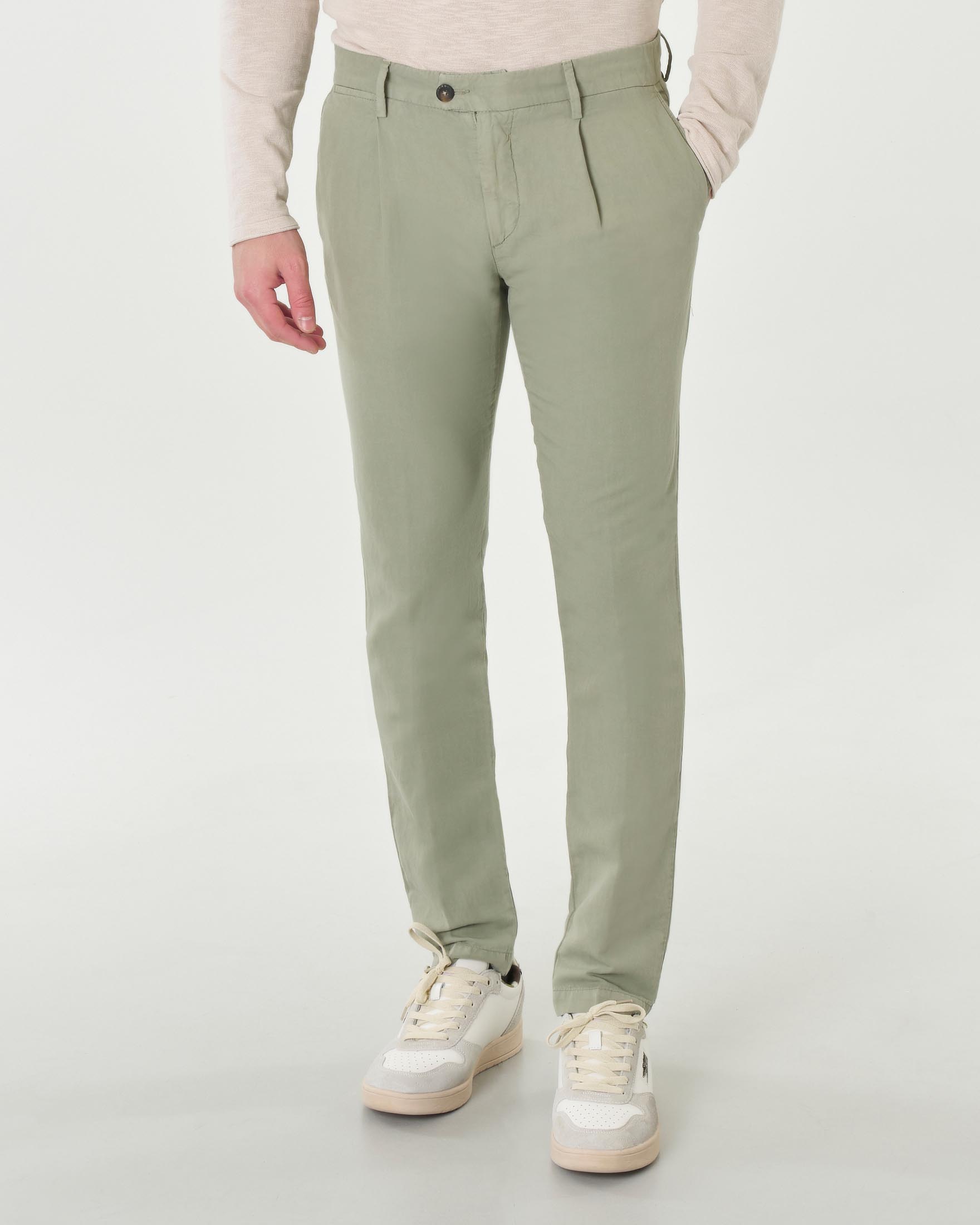 Pantaloni chino verde salvia in misto lino e cotone