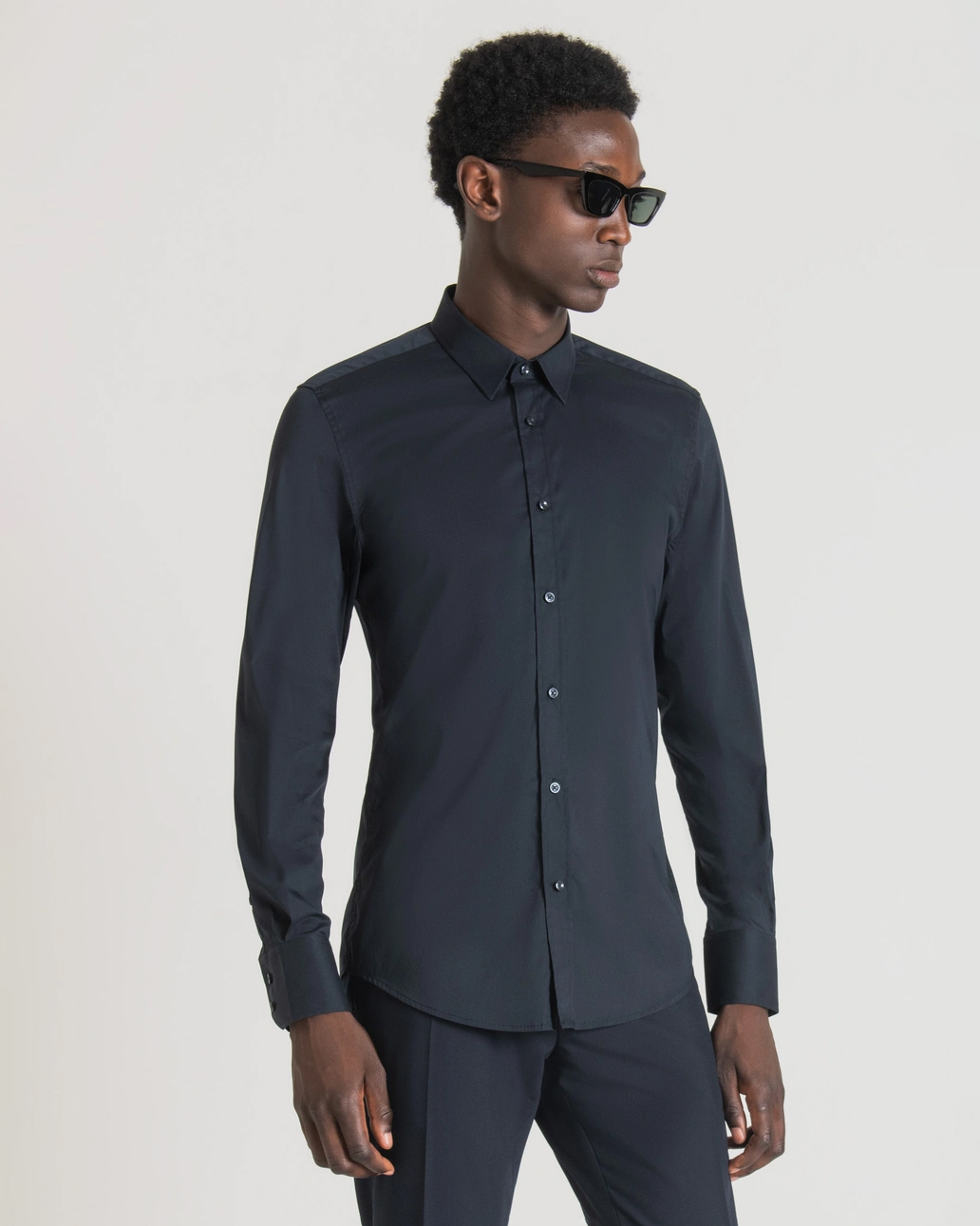 Camicia blu in popeline di cotone stretch super slim-fit