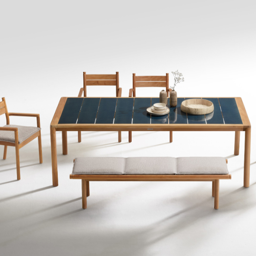 Apache Atmosphera garden dining table | Gaia Interni