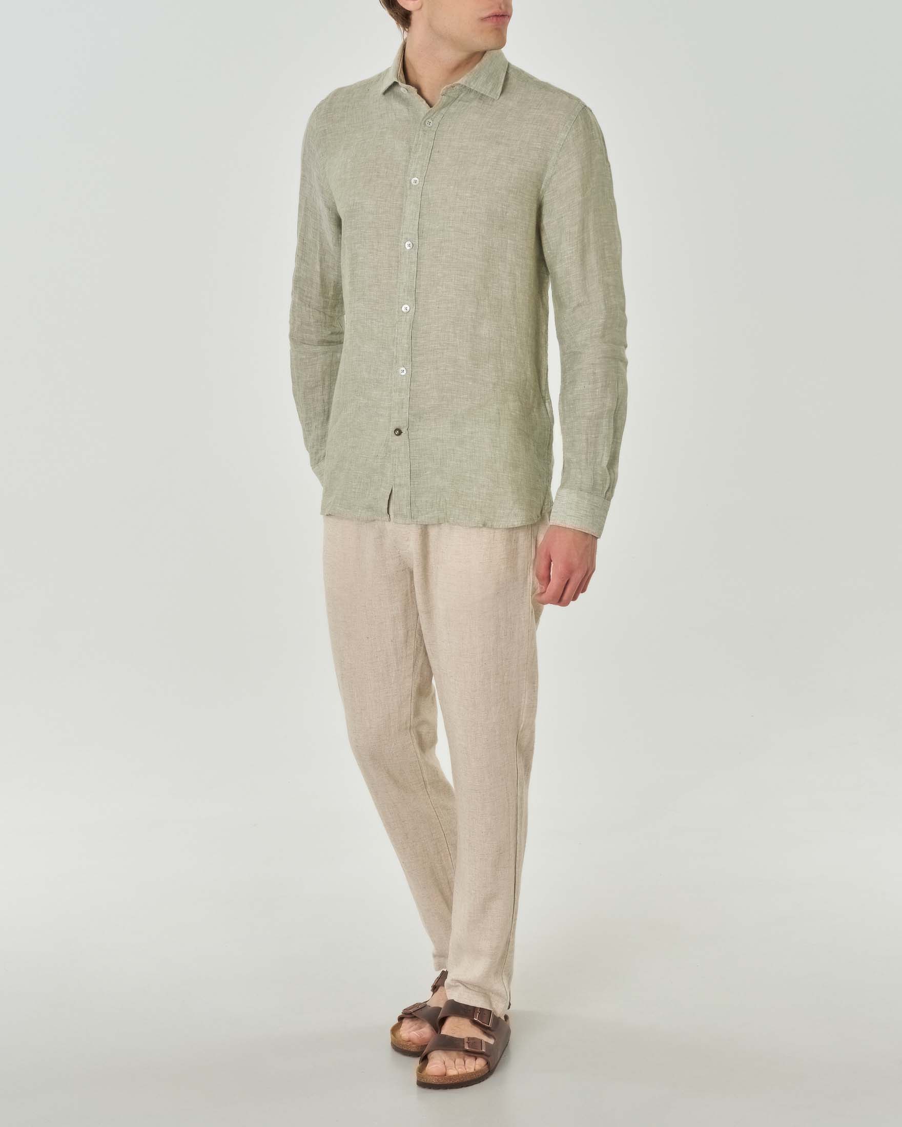 Camicia verde salvia in puro lino con collo alla francese