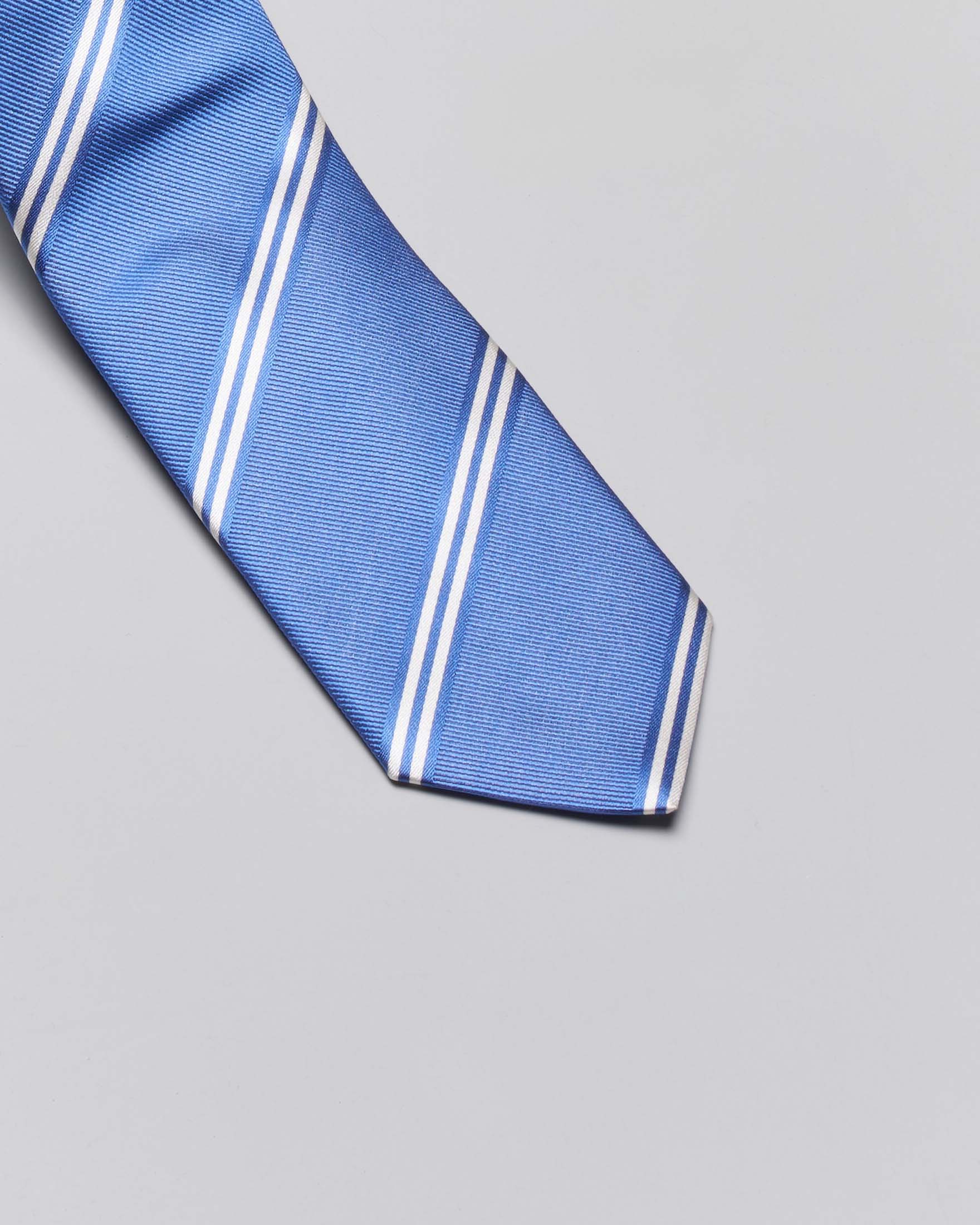 Cravatta regimental celeste in misto seta a righe diagonali image