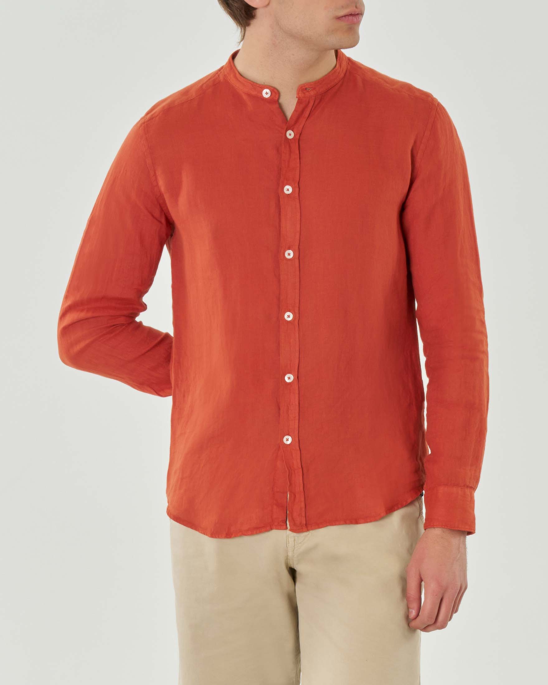 Camicia arancione in puro lino con collo a coreana