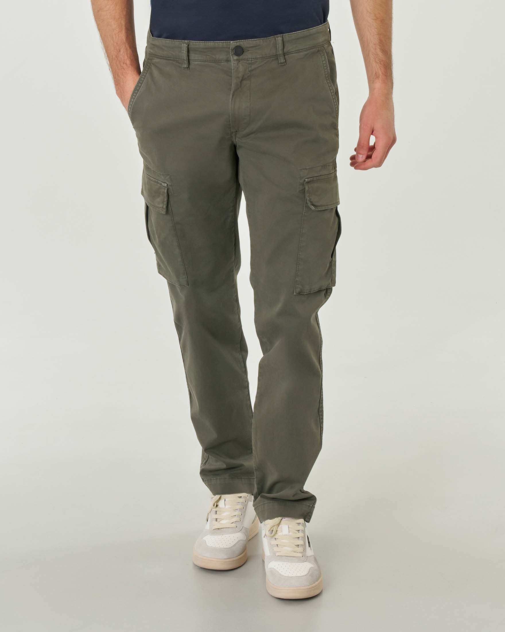 Pantalone cargo verde militare in gabardina di cotone stretch
