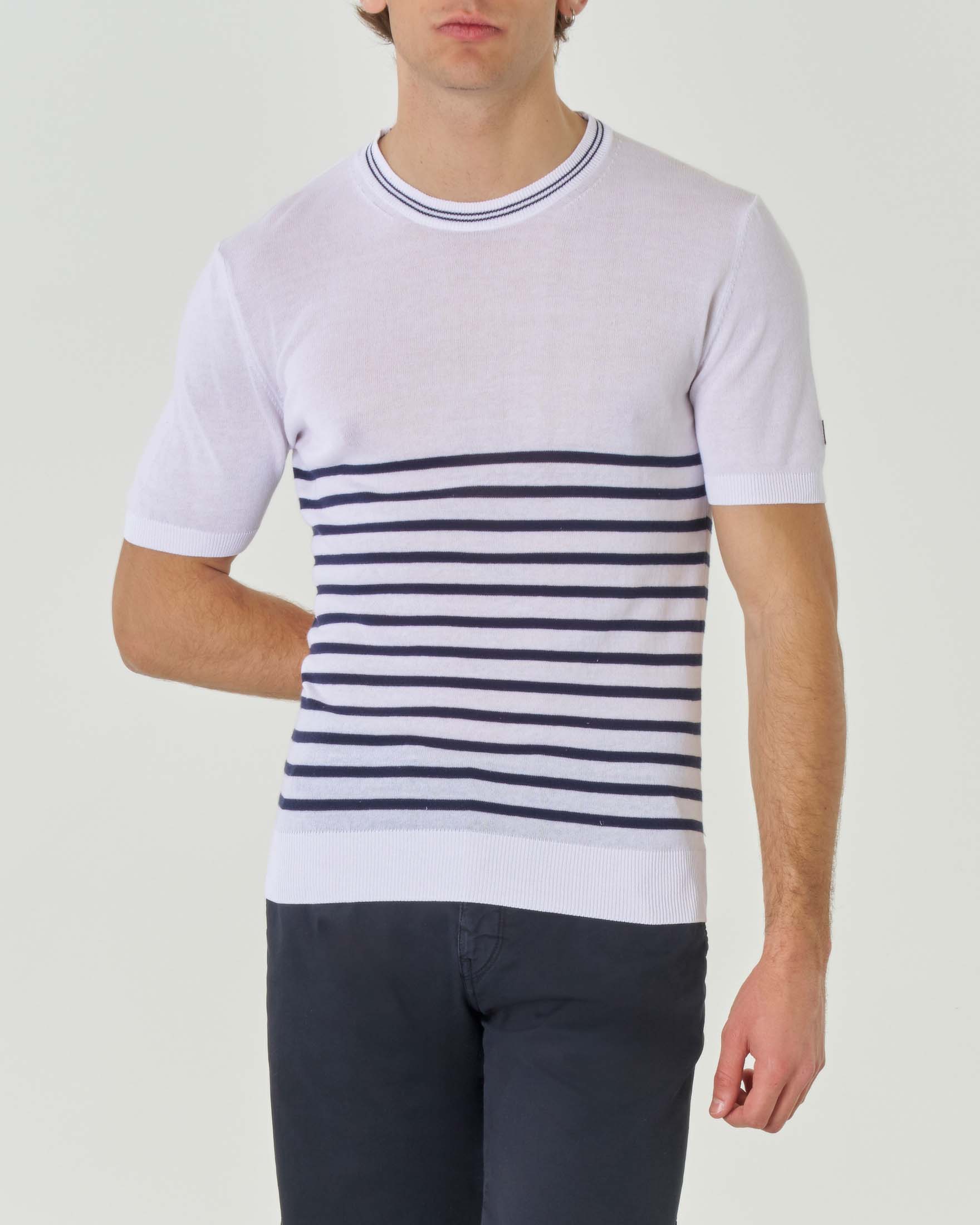 Maglia mezza manica bianca in puro cotone con fantasia a righe blu