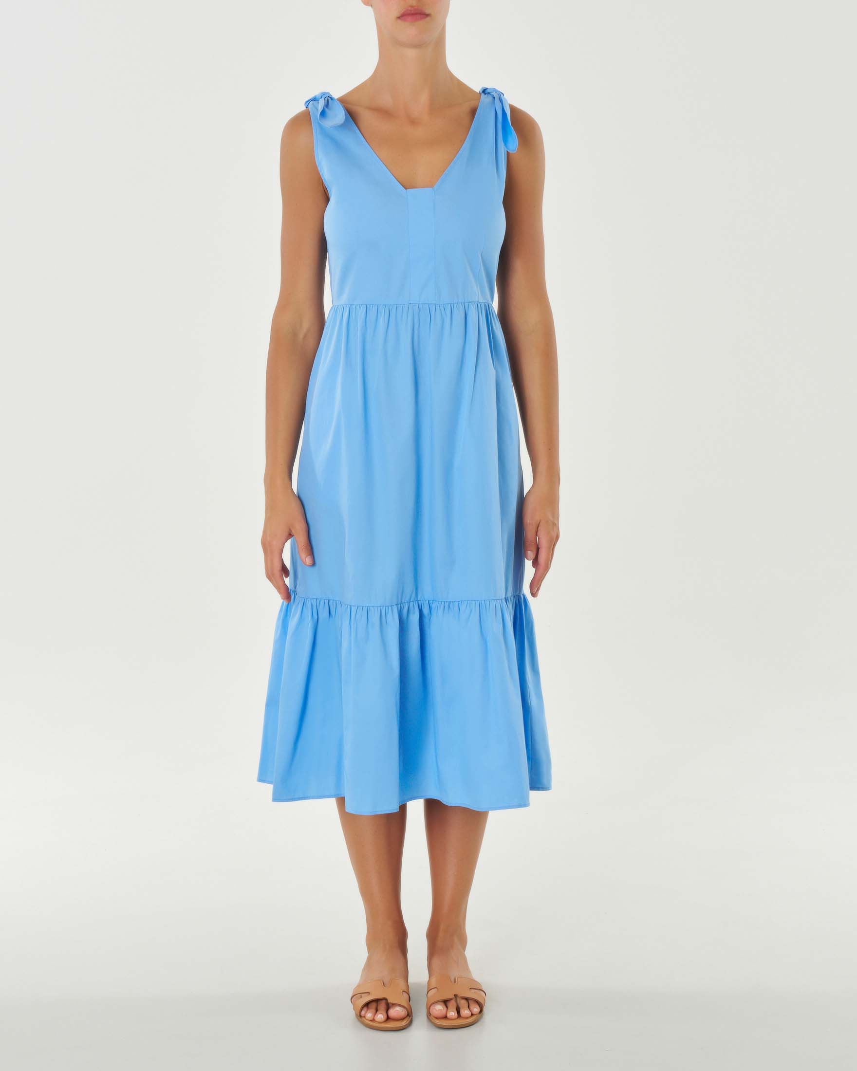 Abito midi smanicato azzurro in popeline di cotone con nodi sulle spalle e gonna a balze