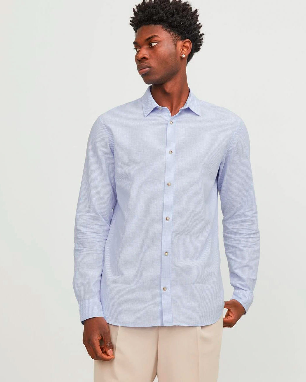 Camicia azzurra bastoncino in misto cotone e lino