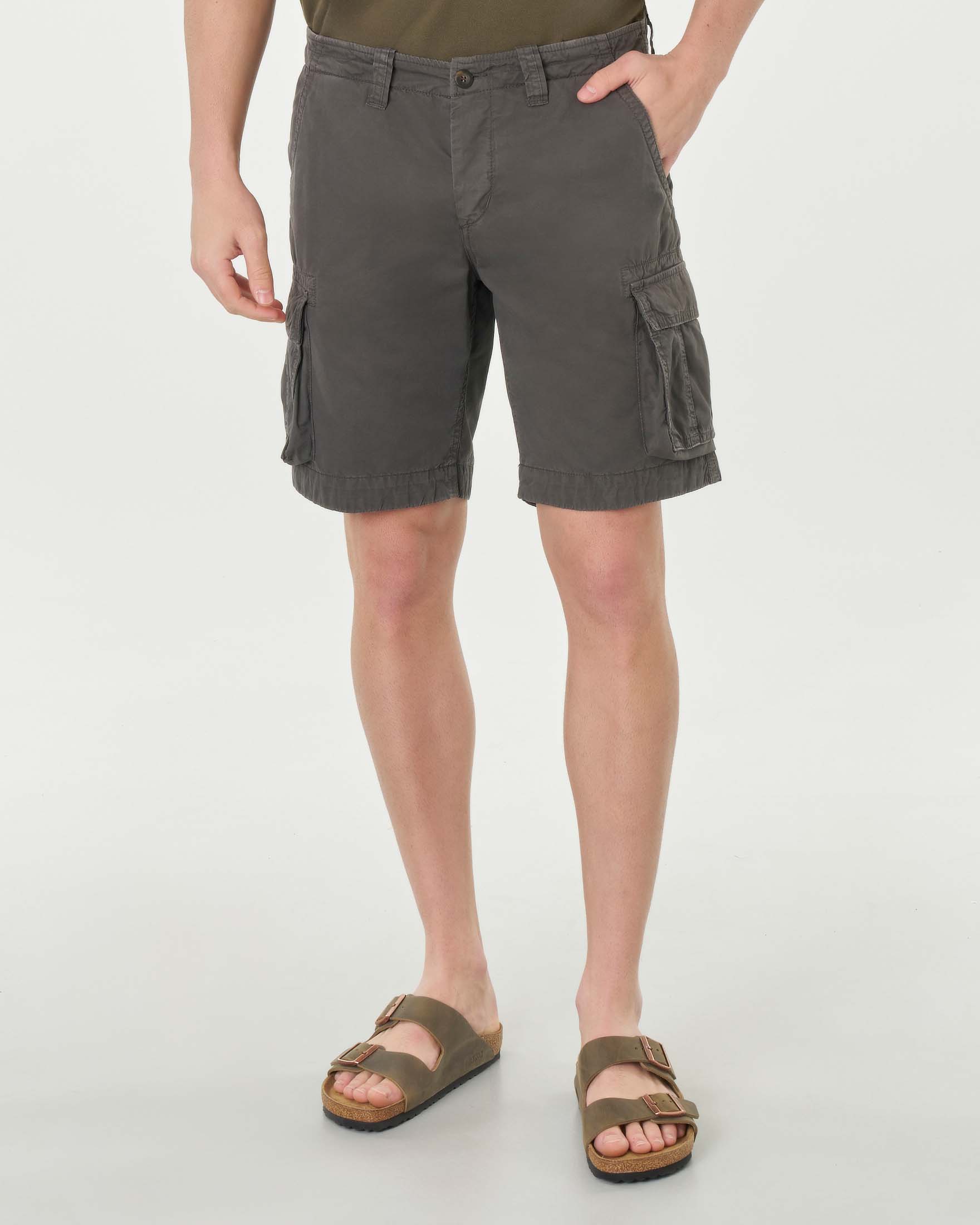 Bermuda grigio antracite tasconato in gabardina leggera di puro cotone