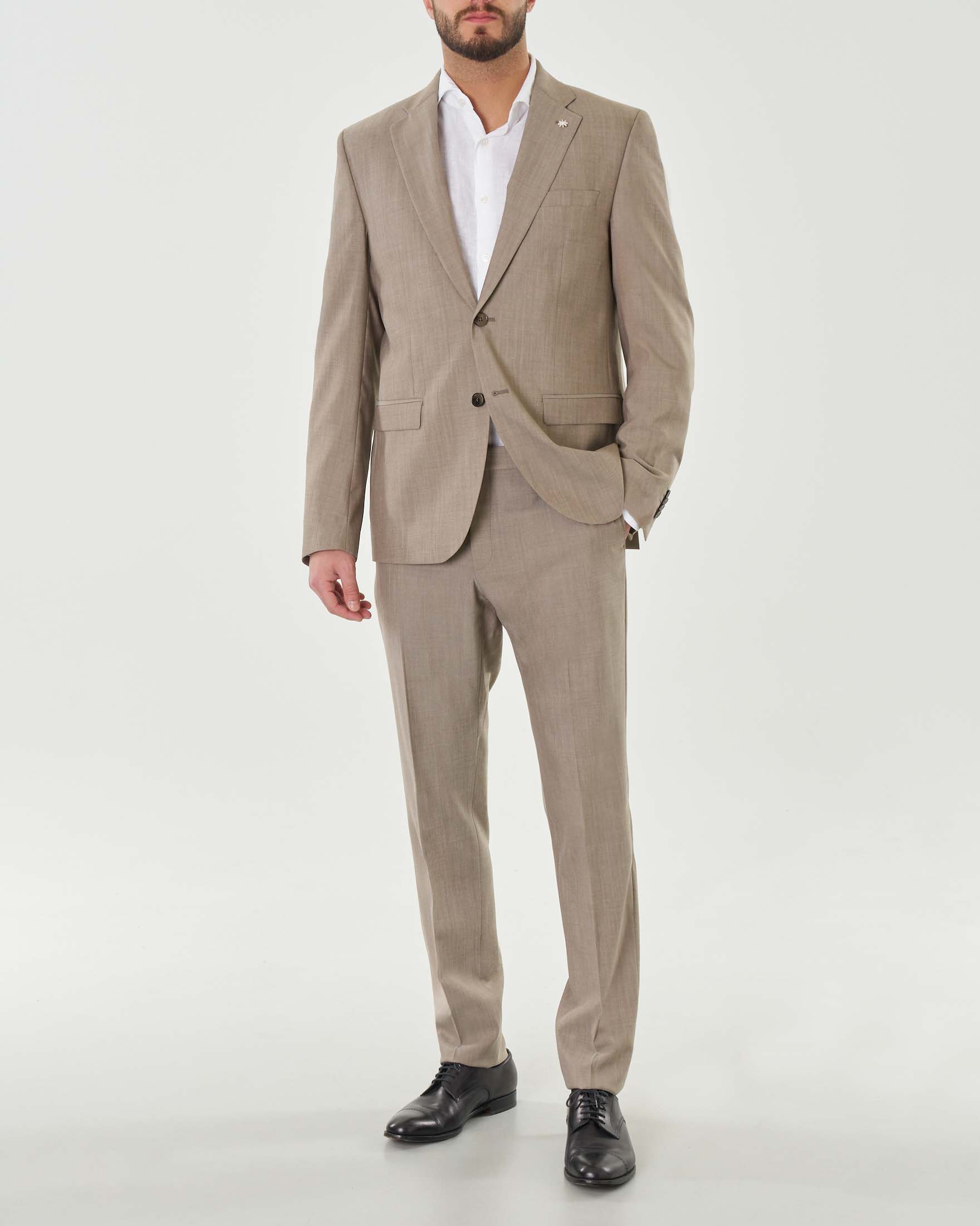 Abito color noce in tela di lana mohair con rever classico