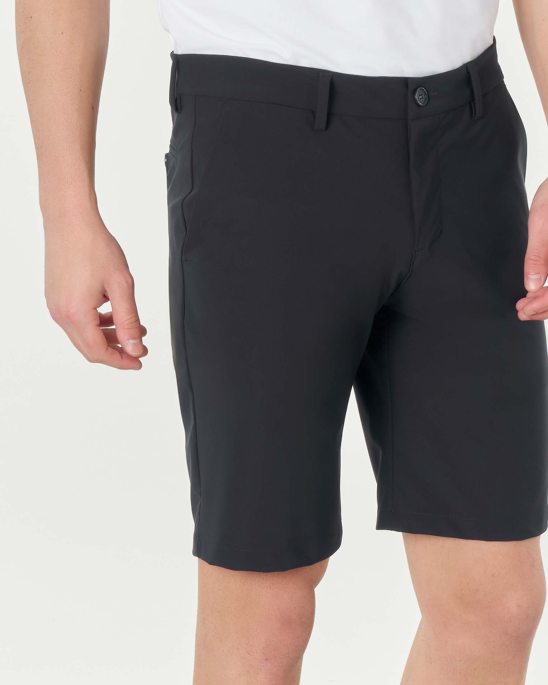 Bermuda chino blu in tessuto tecnico stretch image