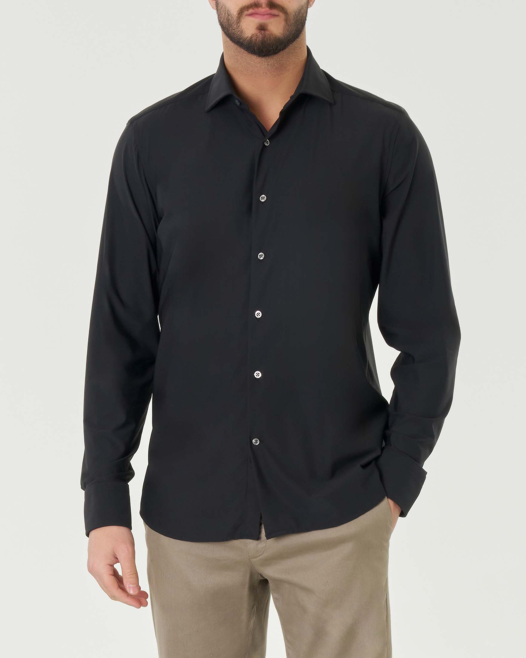 Camicia Pellizzari nera in tessuto tecnico hyper comfort simil popeline